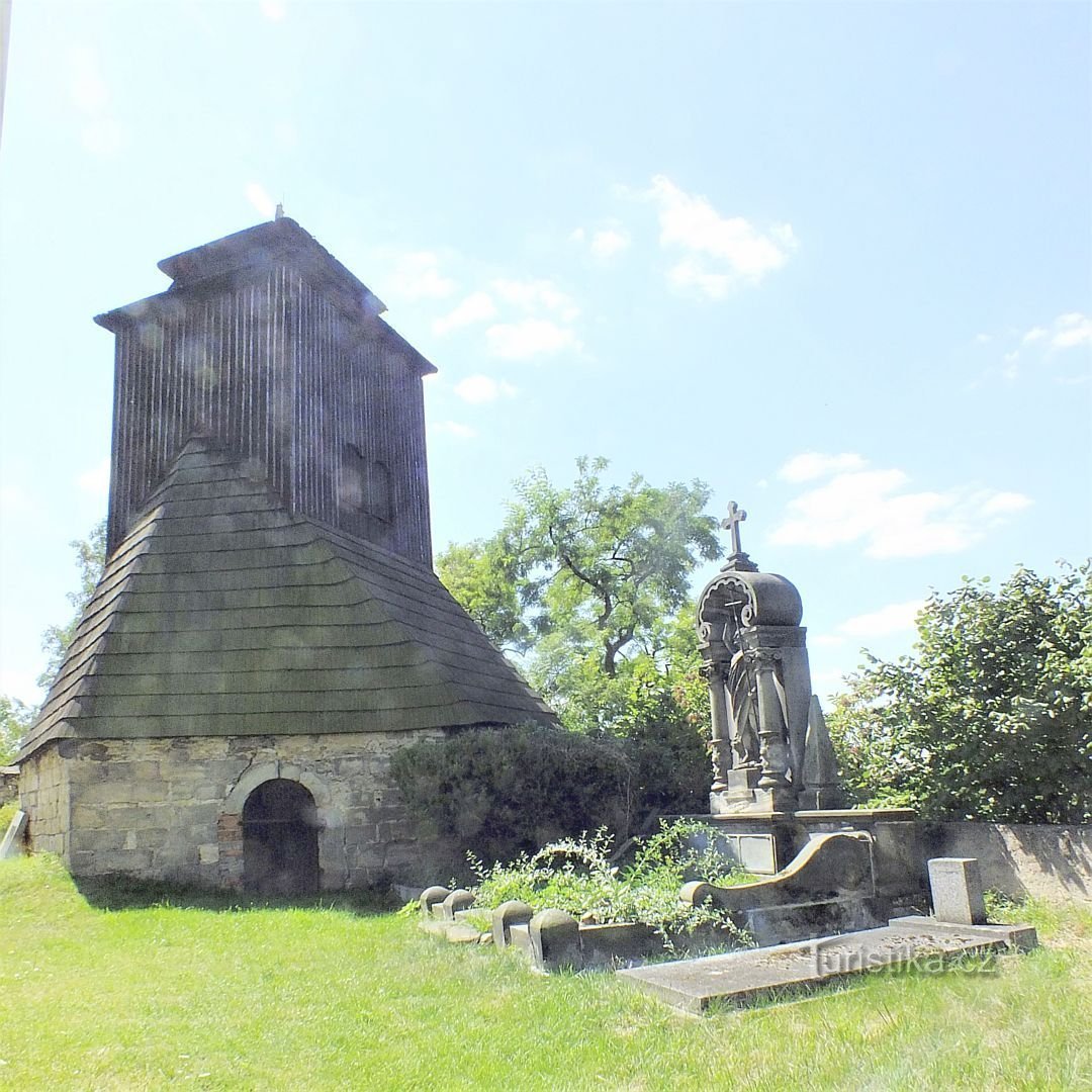 Želenice, campanário de madeira