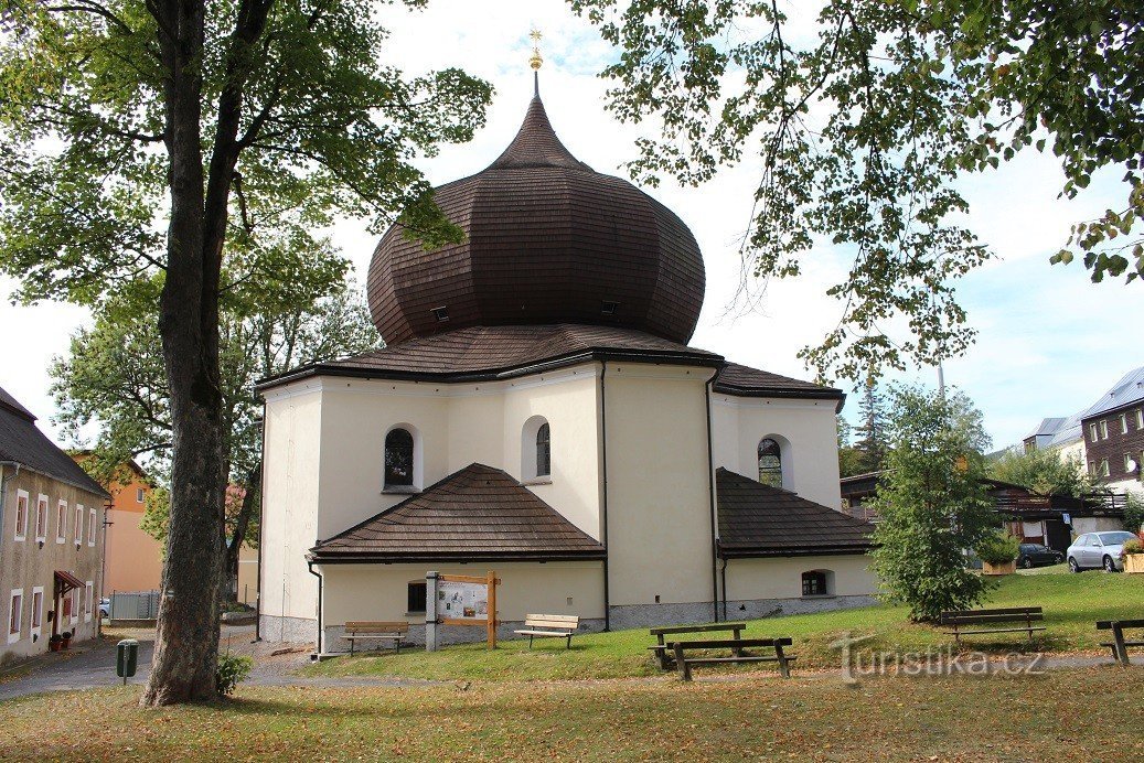 Železná Ruda, Igreja da Virgem Maria