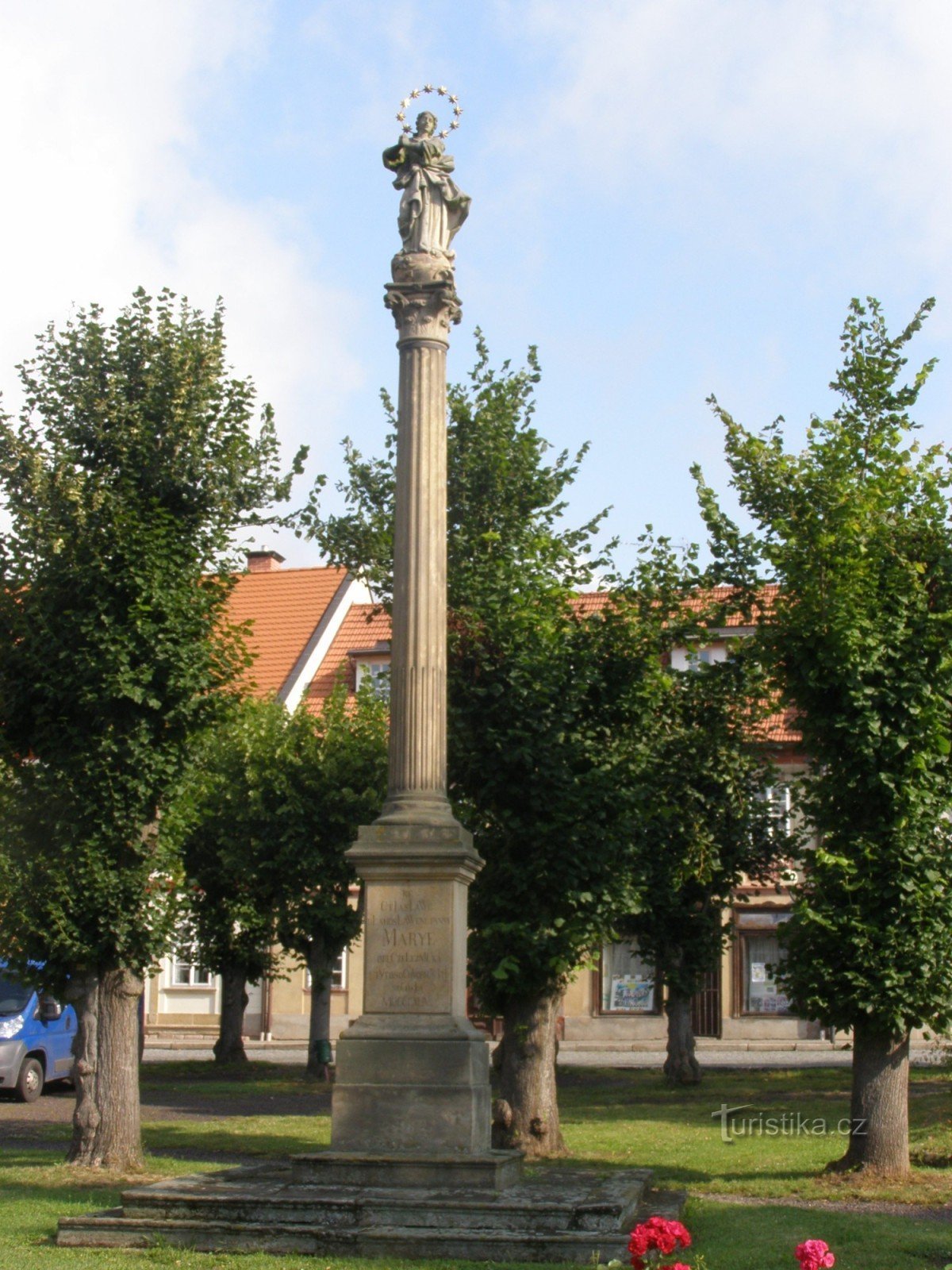 Eisenbahn - náměstí Svobody, eine Reihe von Denkmälern