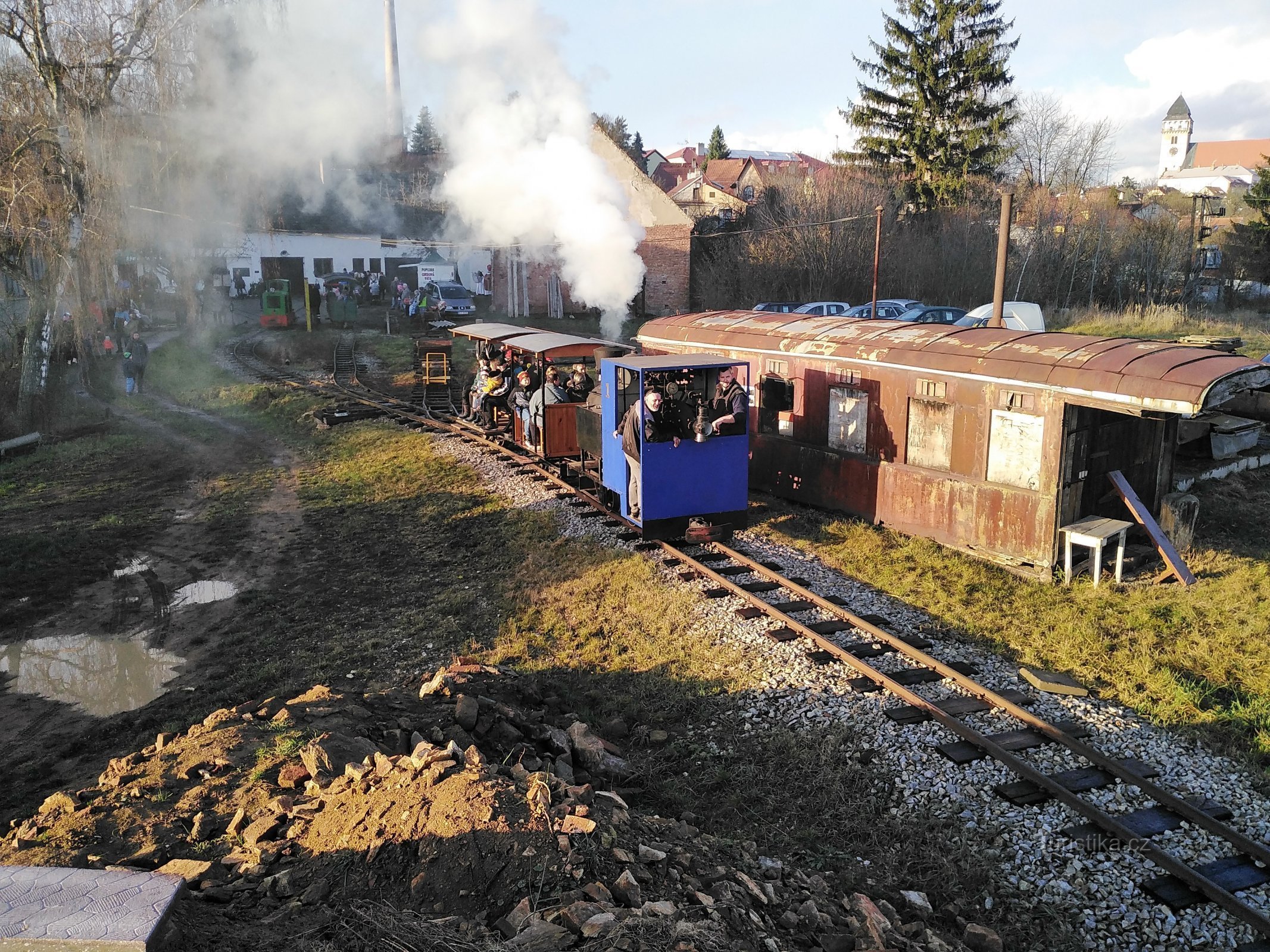 Chemin de fer plein de vapeur