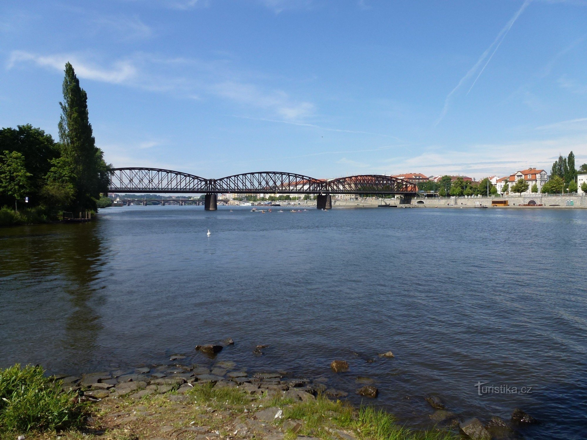 Ponte ferroviária em Praga