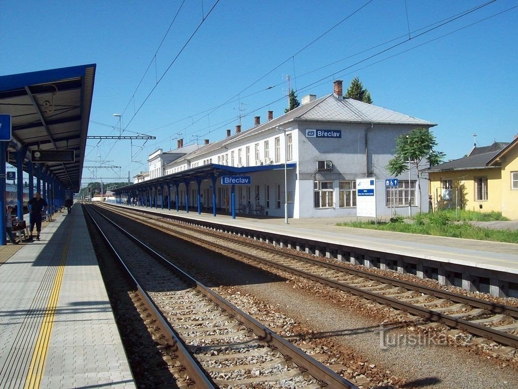 Břeclav railway station