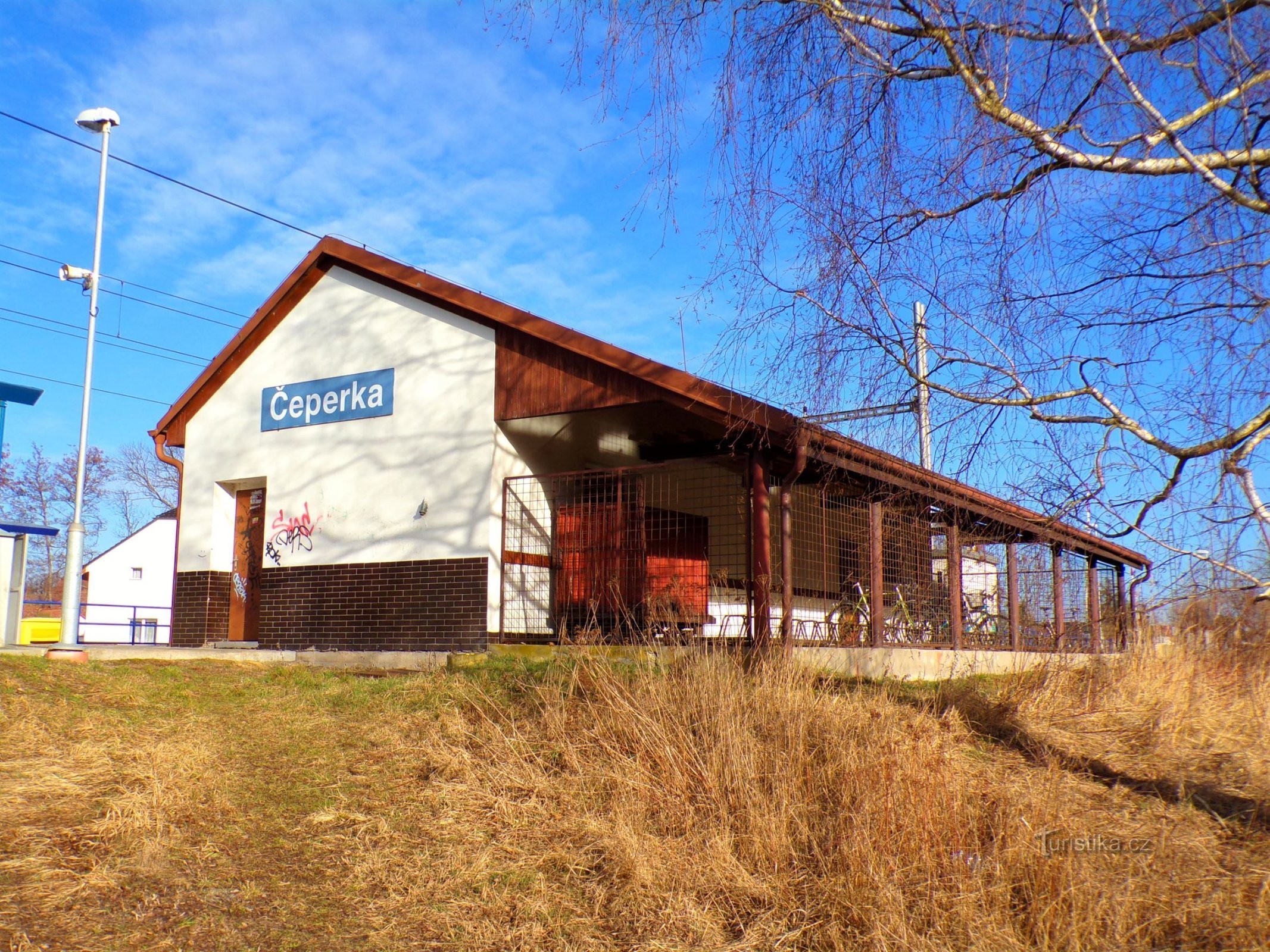 Järnvägsstation (Čeperka, 18.2.2022/XNUMX/XNUMX)