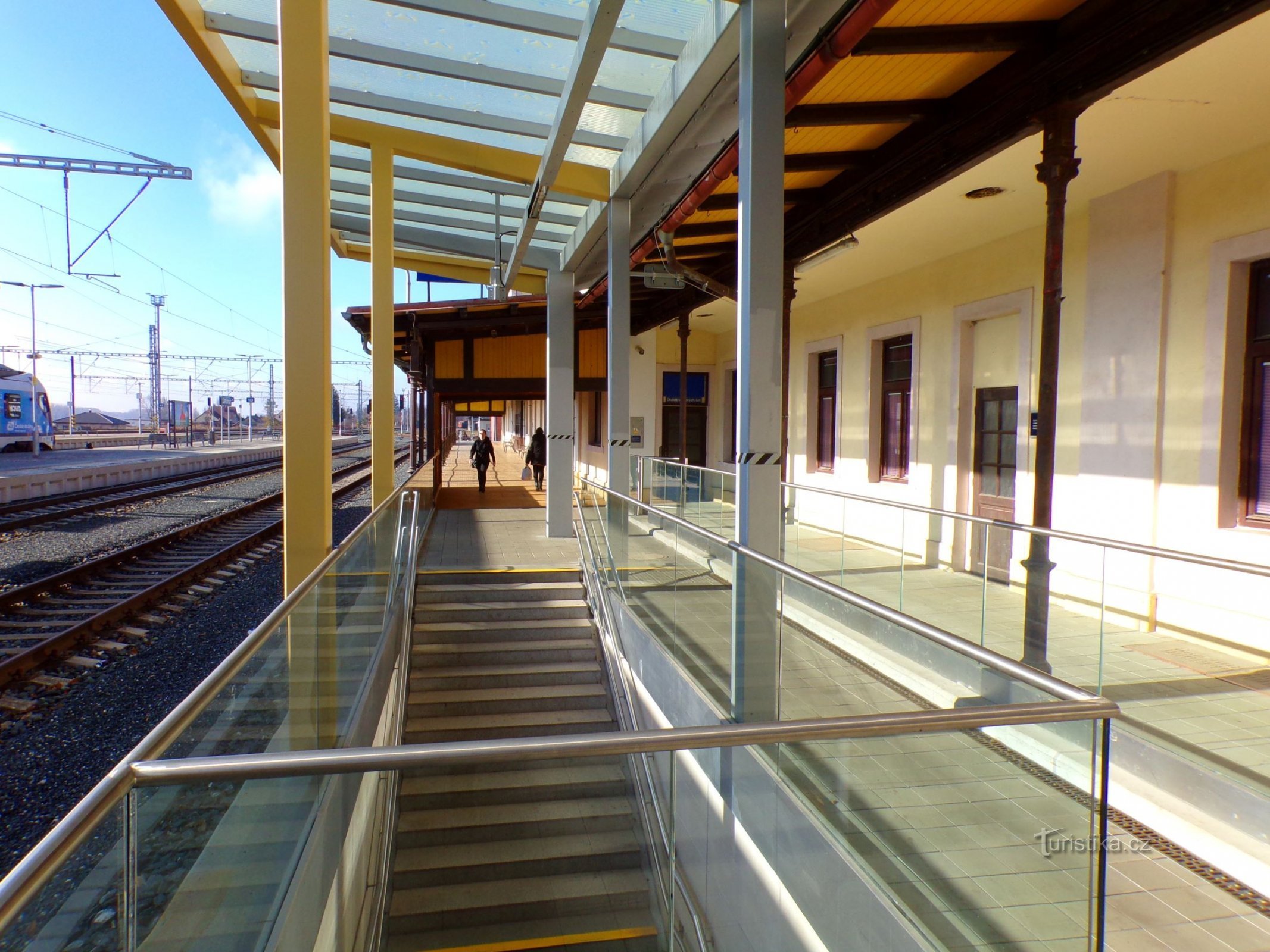 Bahnhof (Jaroměř, 12.2.2022)