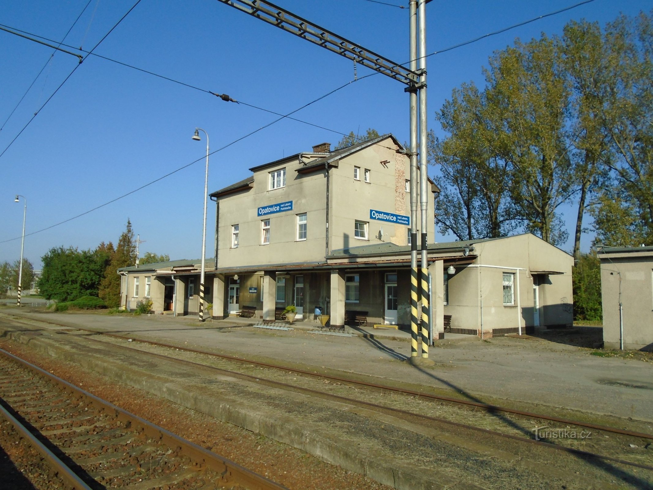 Stacja kolejowa Opatovice nad Labem-Pohřebačka (30.9.2017)