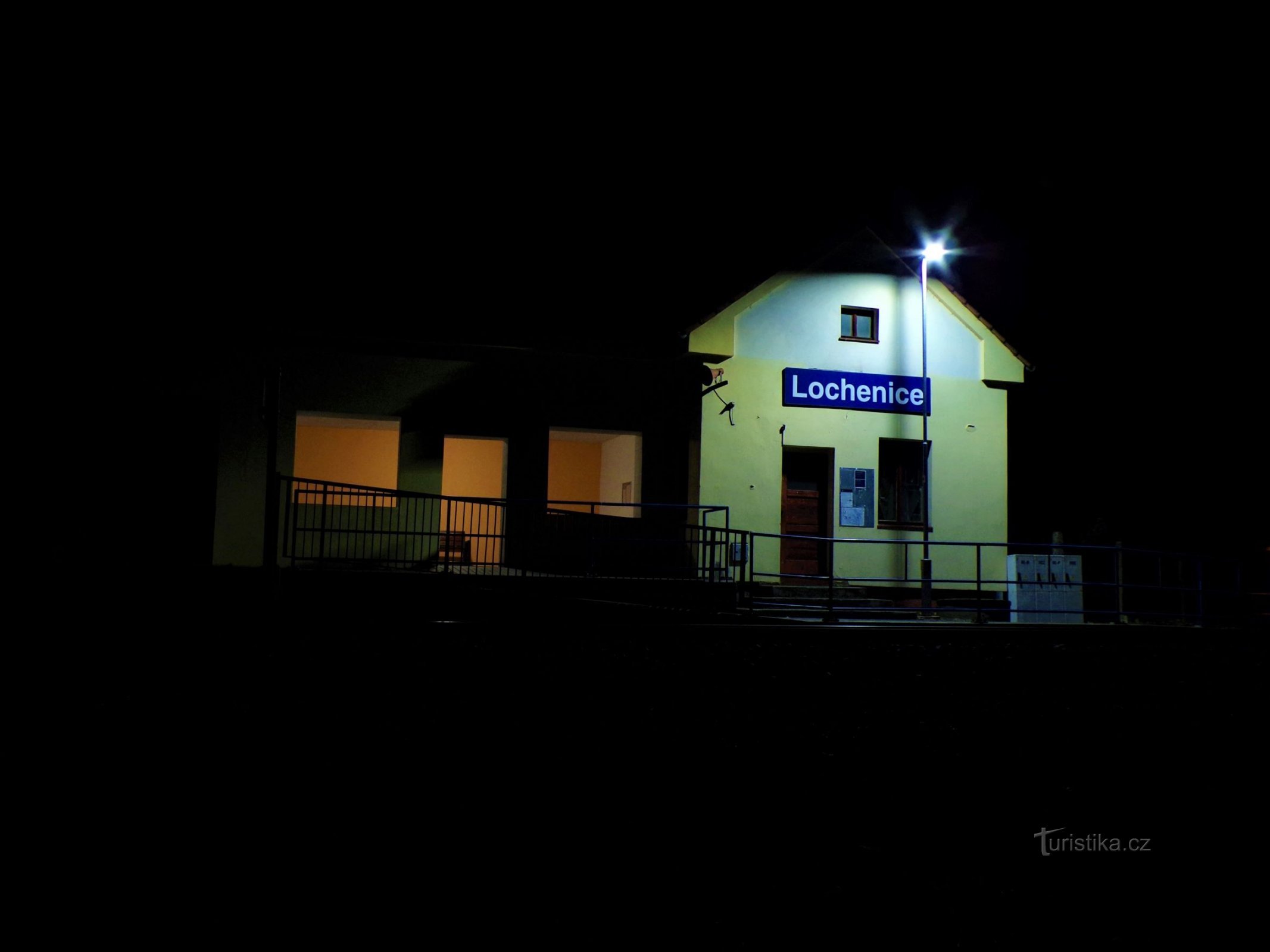 Arrêt ferroviaire à Lochenice (1.1.2022er janvier XNUMX)