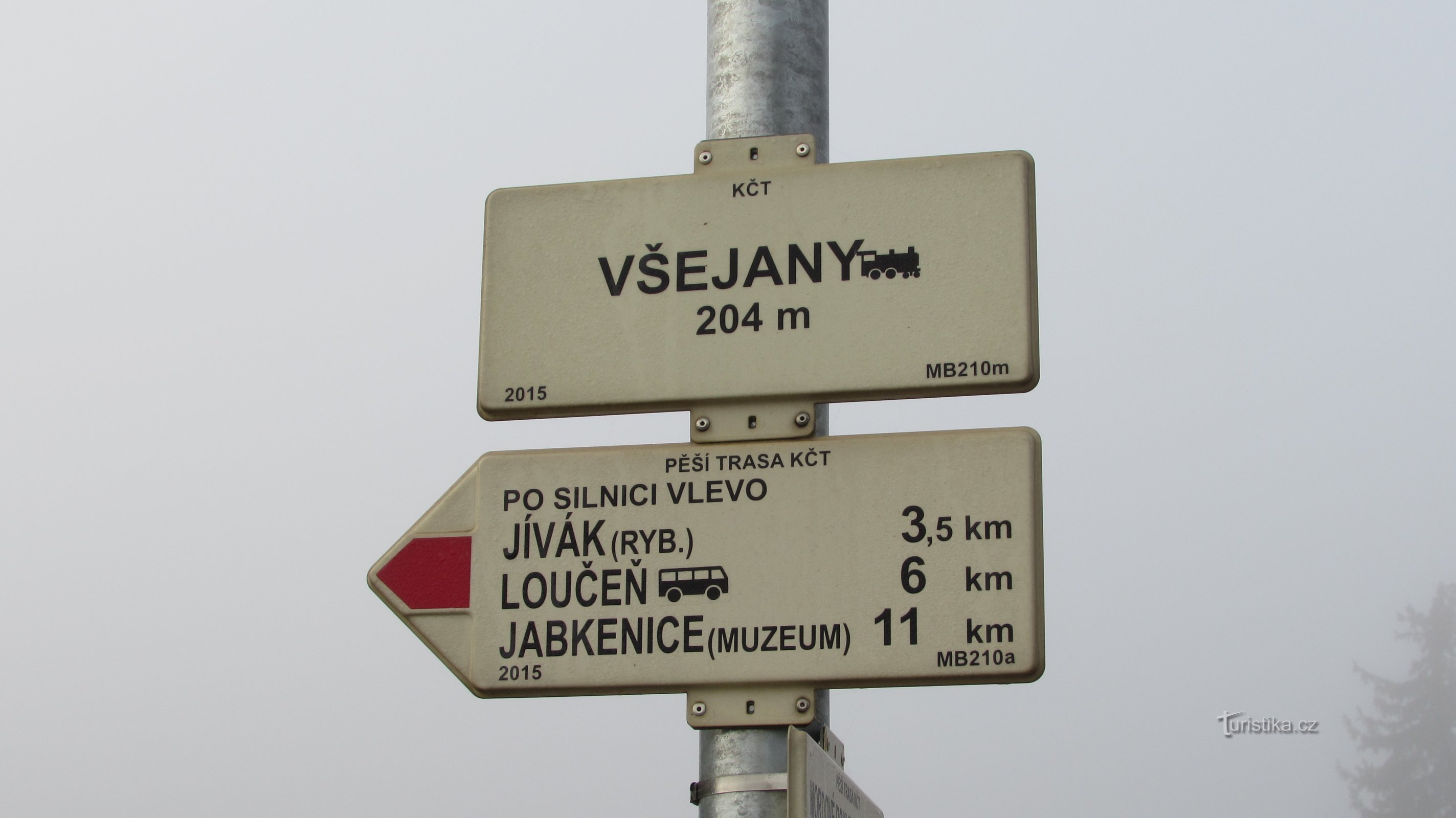 Bahnhof Všejany