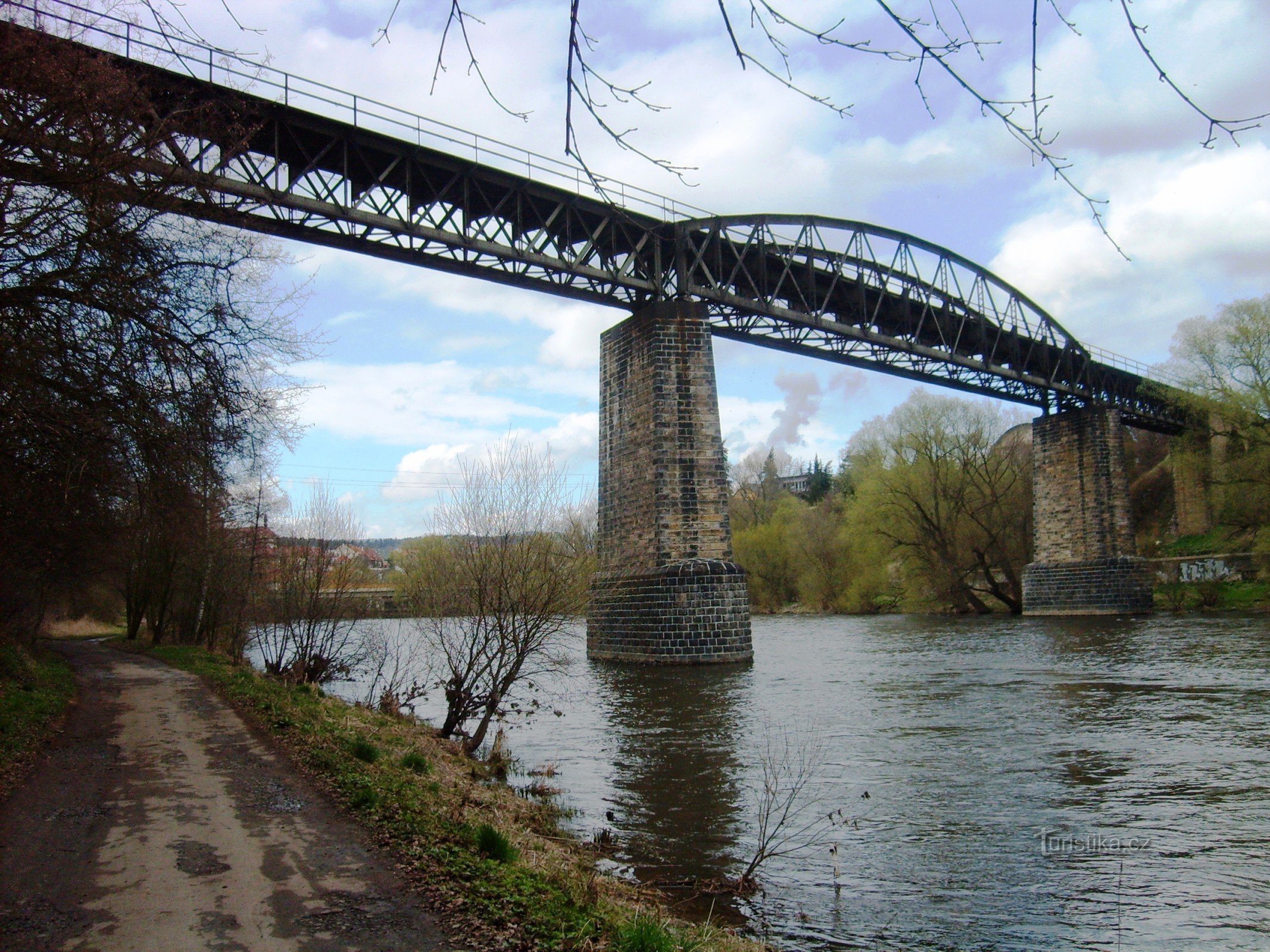 Eisenbahnbrücke