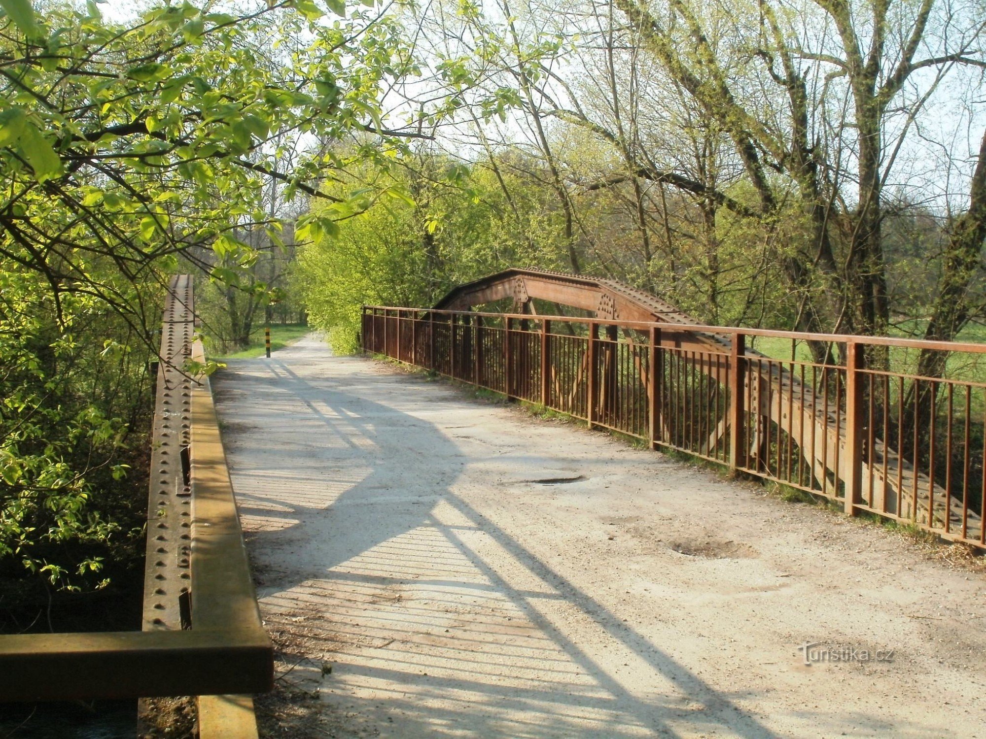 Eisenbrücke bei Štěnkov