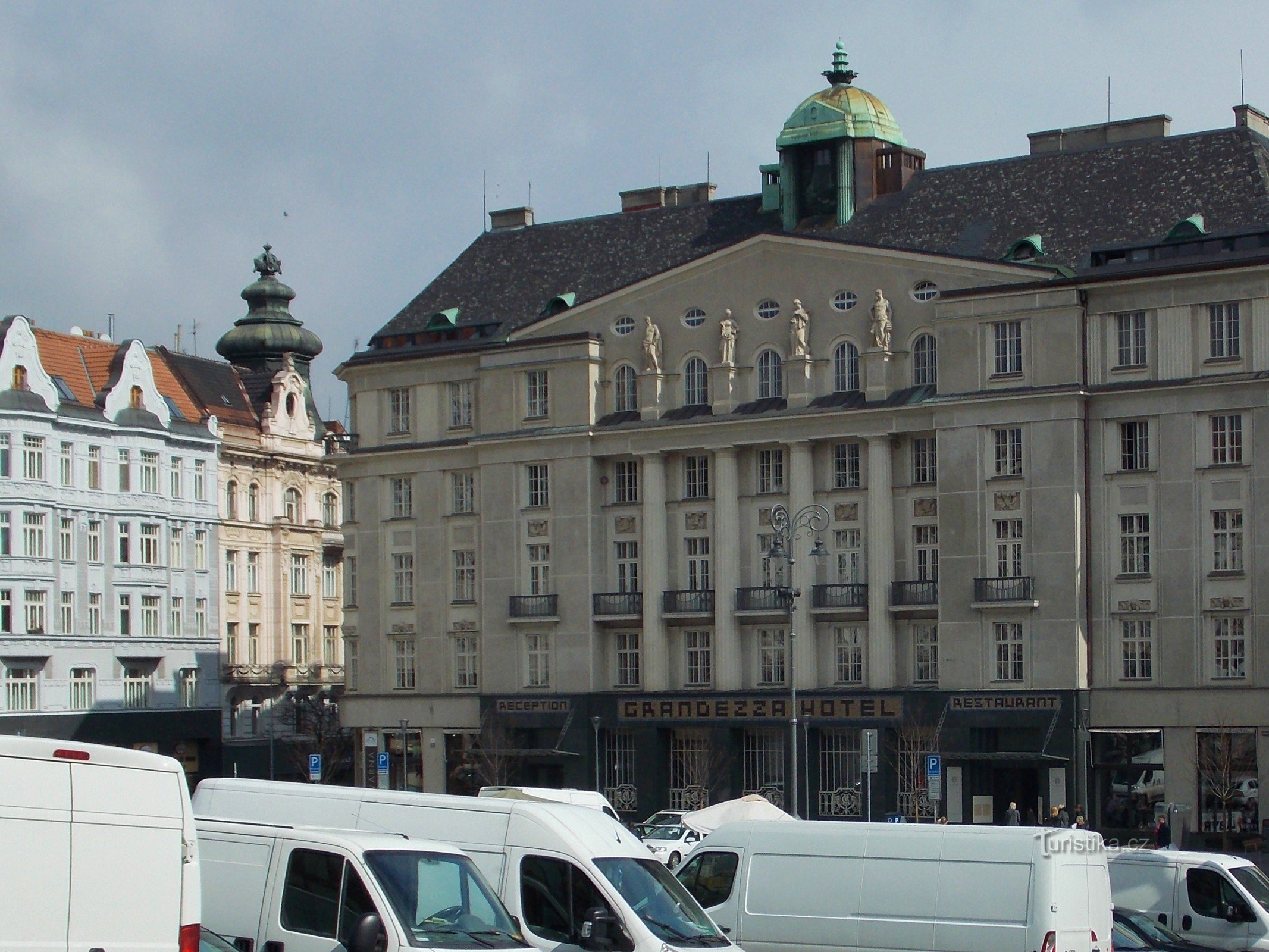 Vegetable market