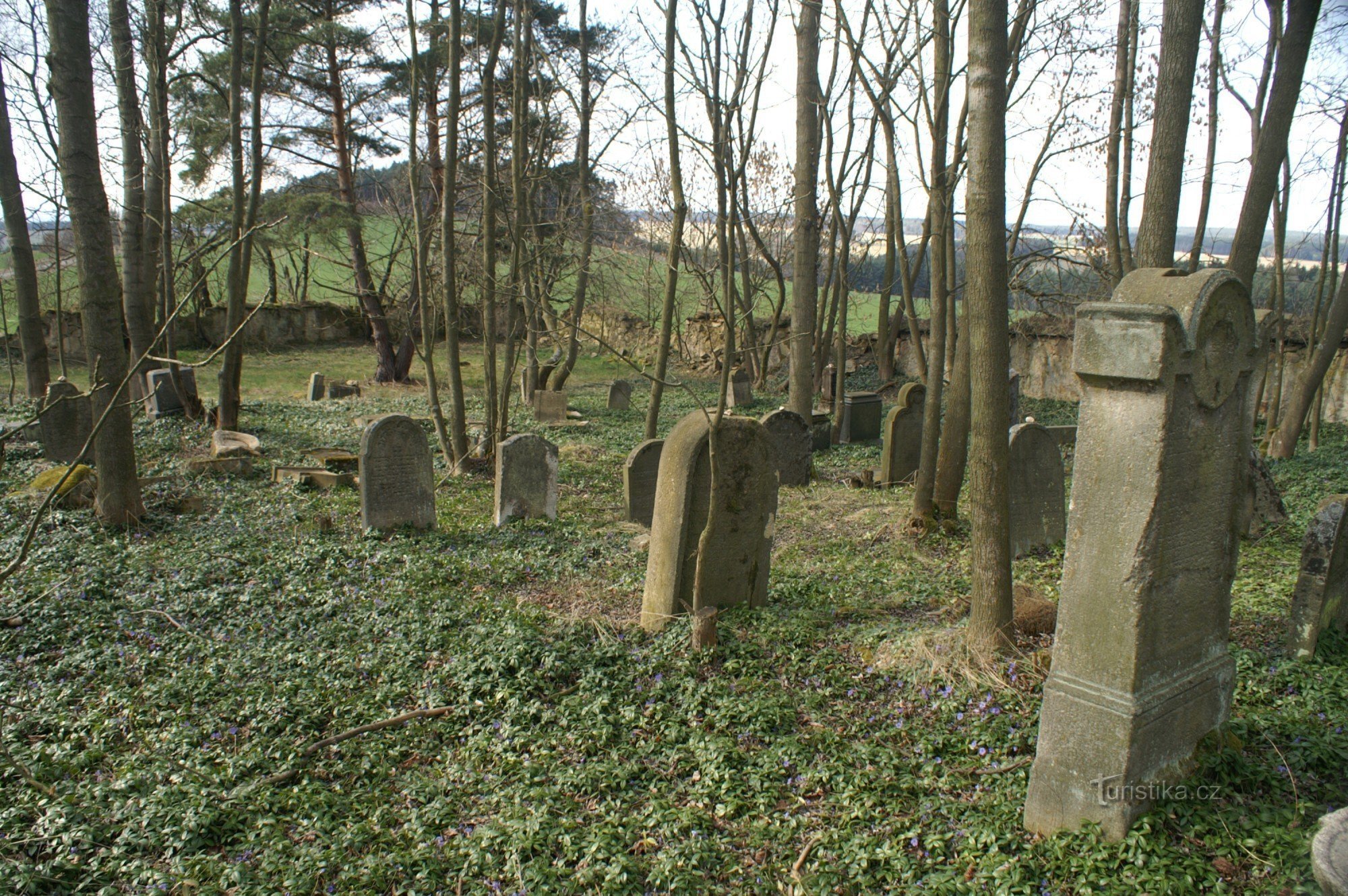 Cimetière juif près de Prostiboř