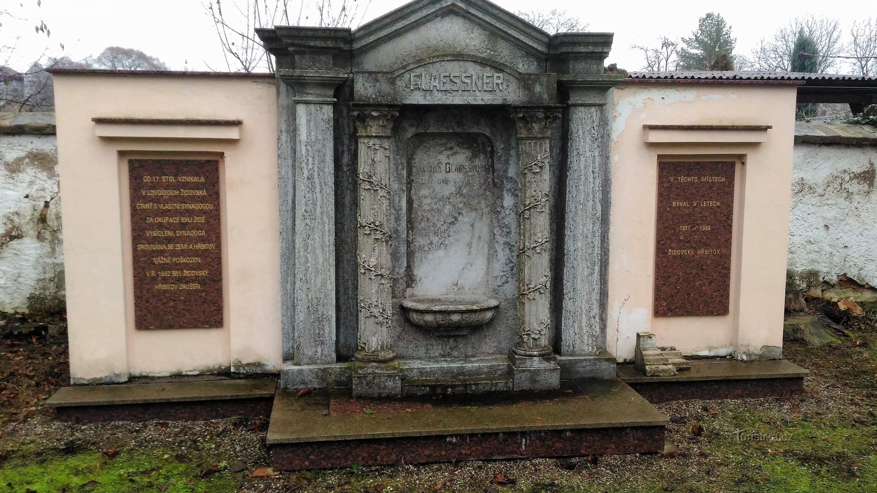 Cimitirul evreiesc din Lovosice.