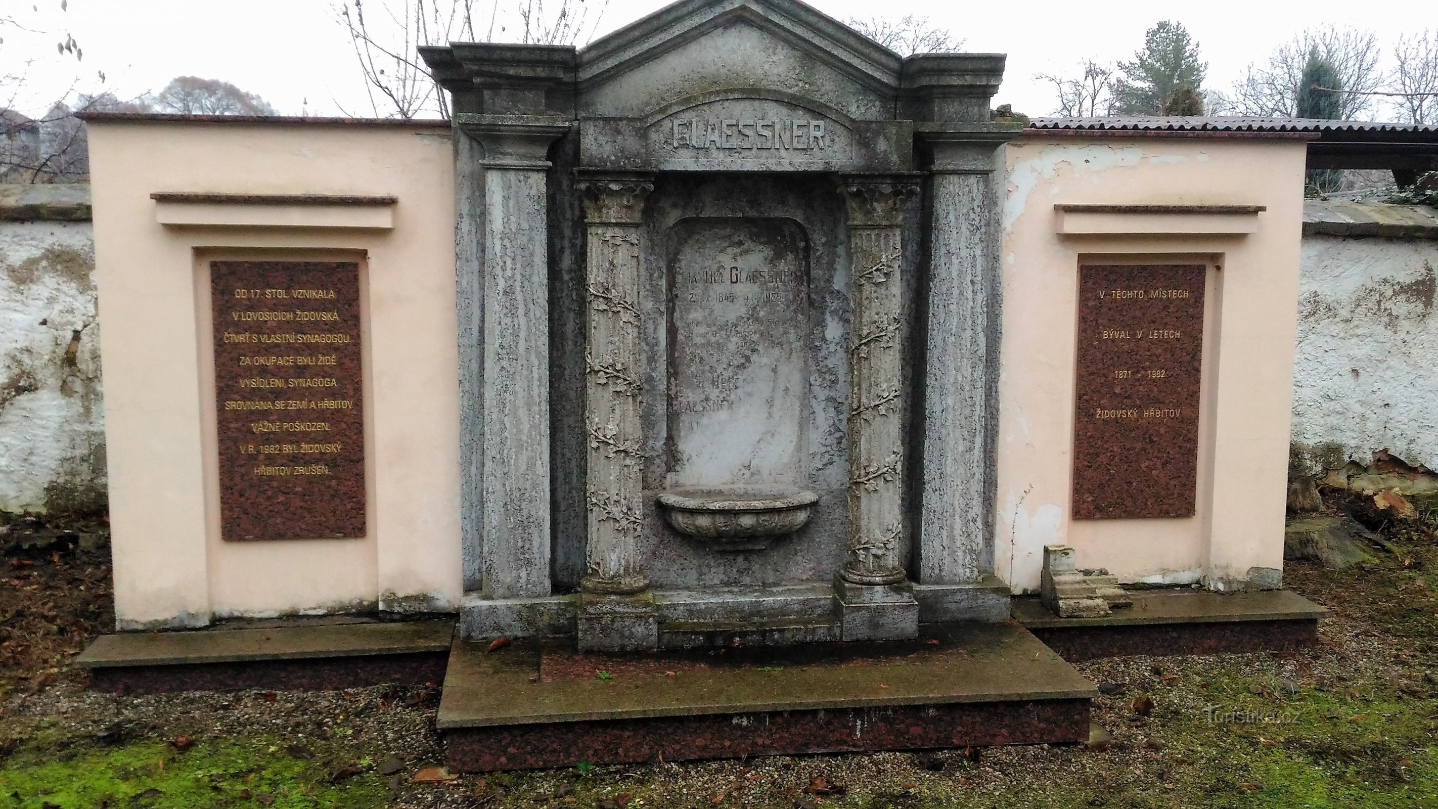 Cementerio judío en Lovosice.