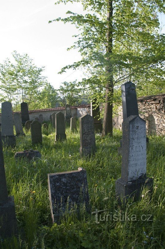 Cementerio judío en Nová Bystřice