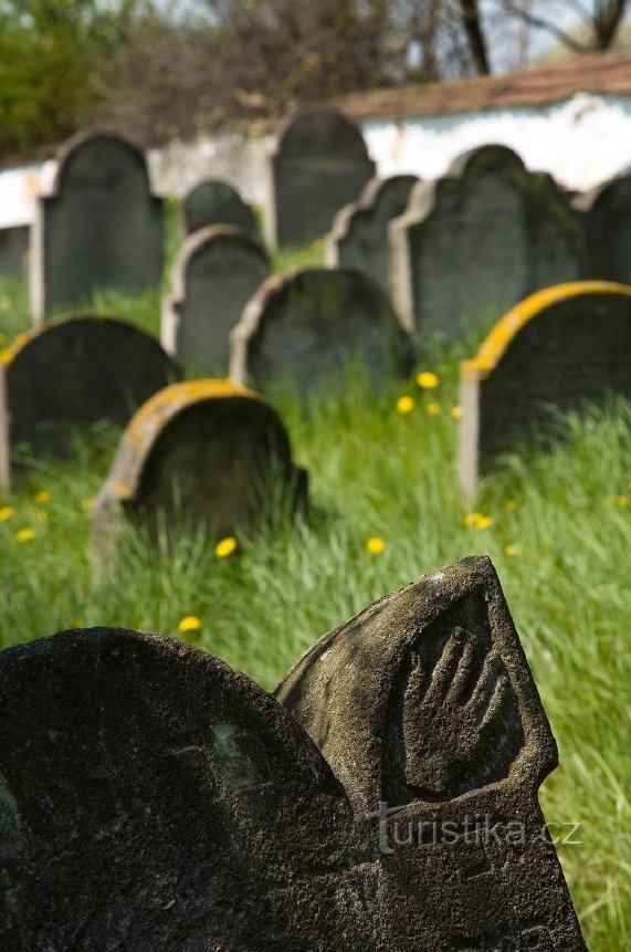 Jüdischer Friedhof in Spálené Poříčí