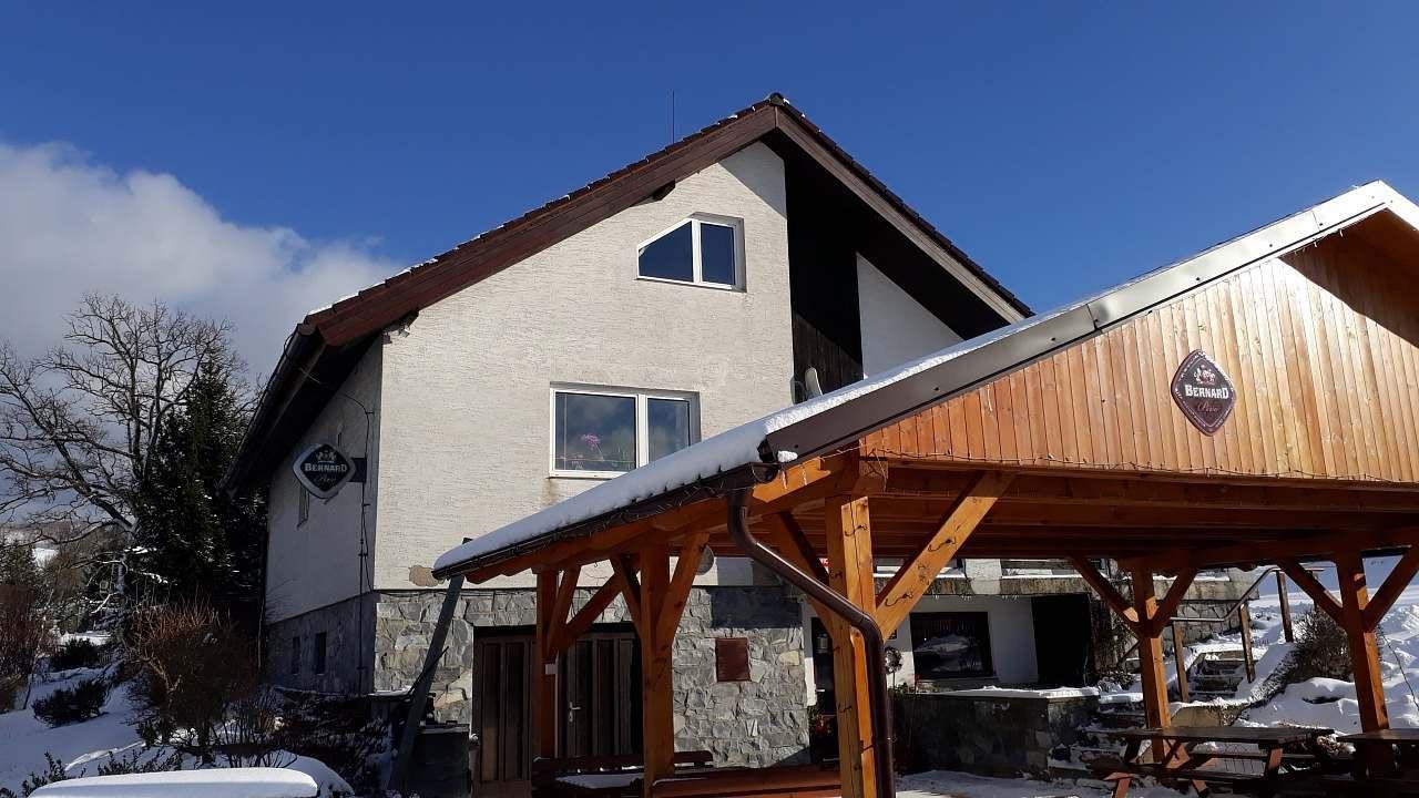 zima, čelní pohled