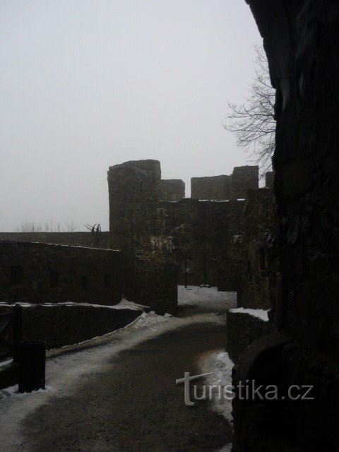 Winter Helfštyn