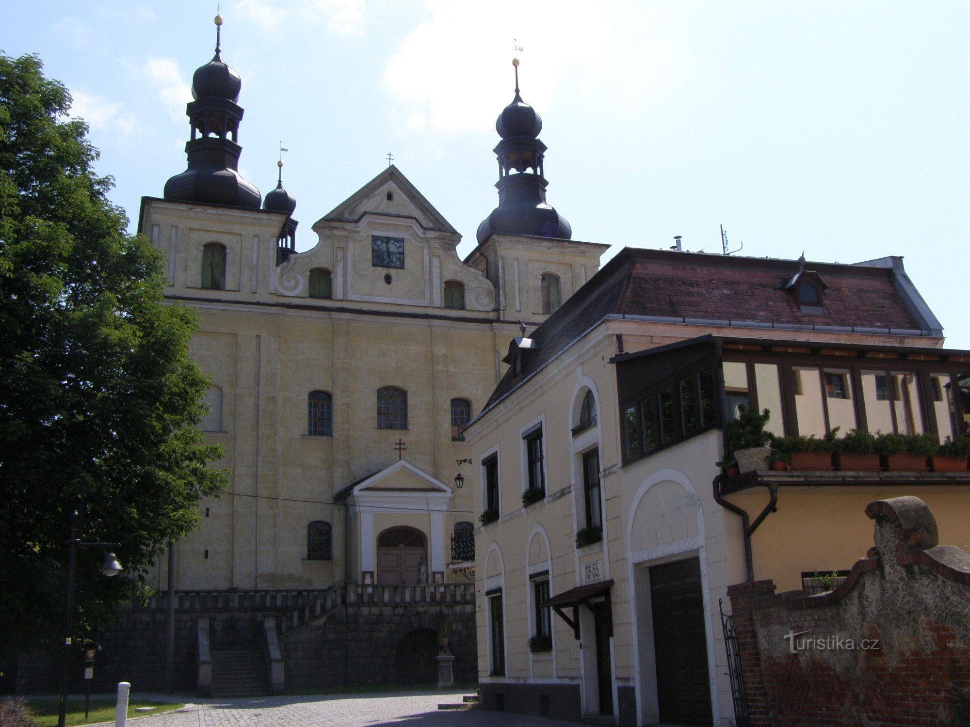 Zlaté Hory - Cerkev Marijinega vnebovzetja