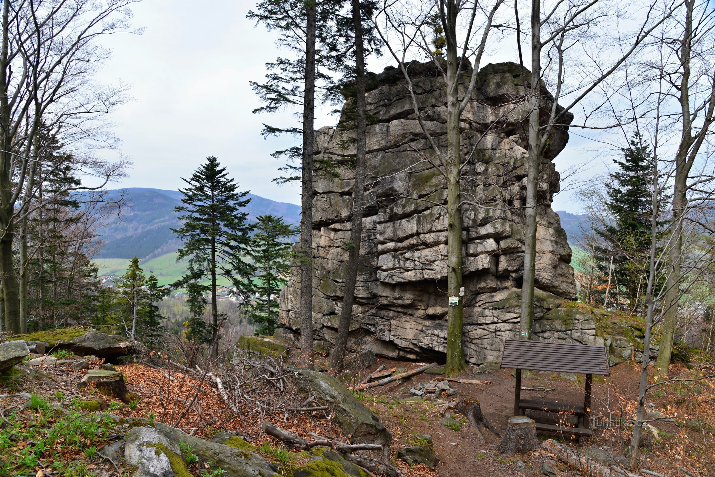 Zlatohorská vrchovina: Bělák rock