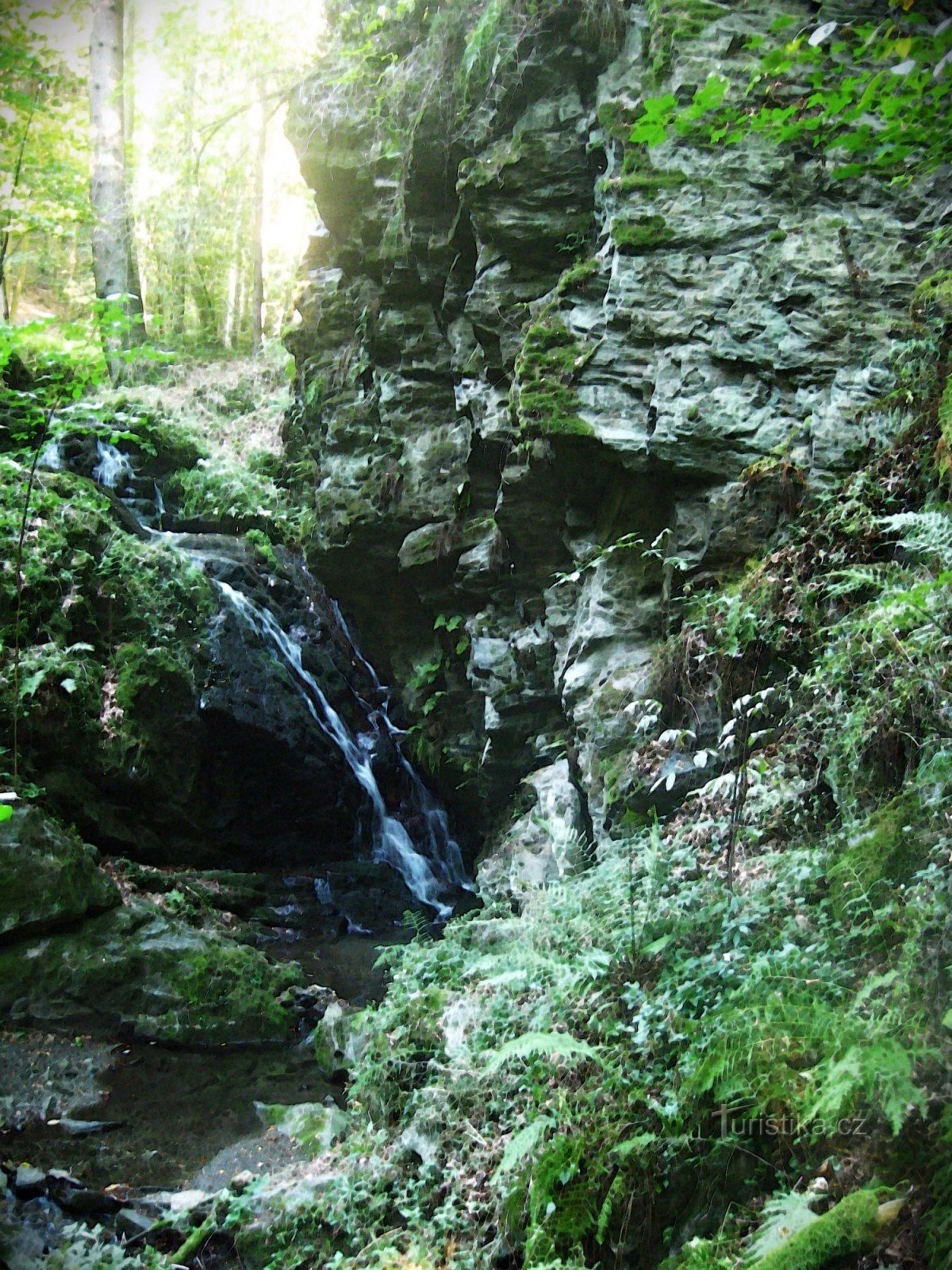 thác nước Žleb gần Hanušovice