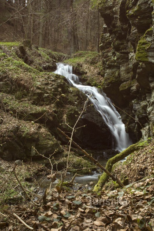 Žlebský vodopád