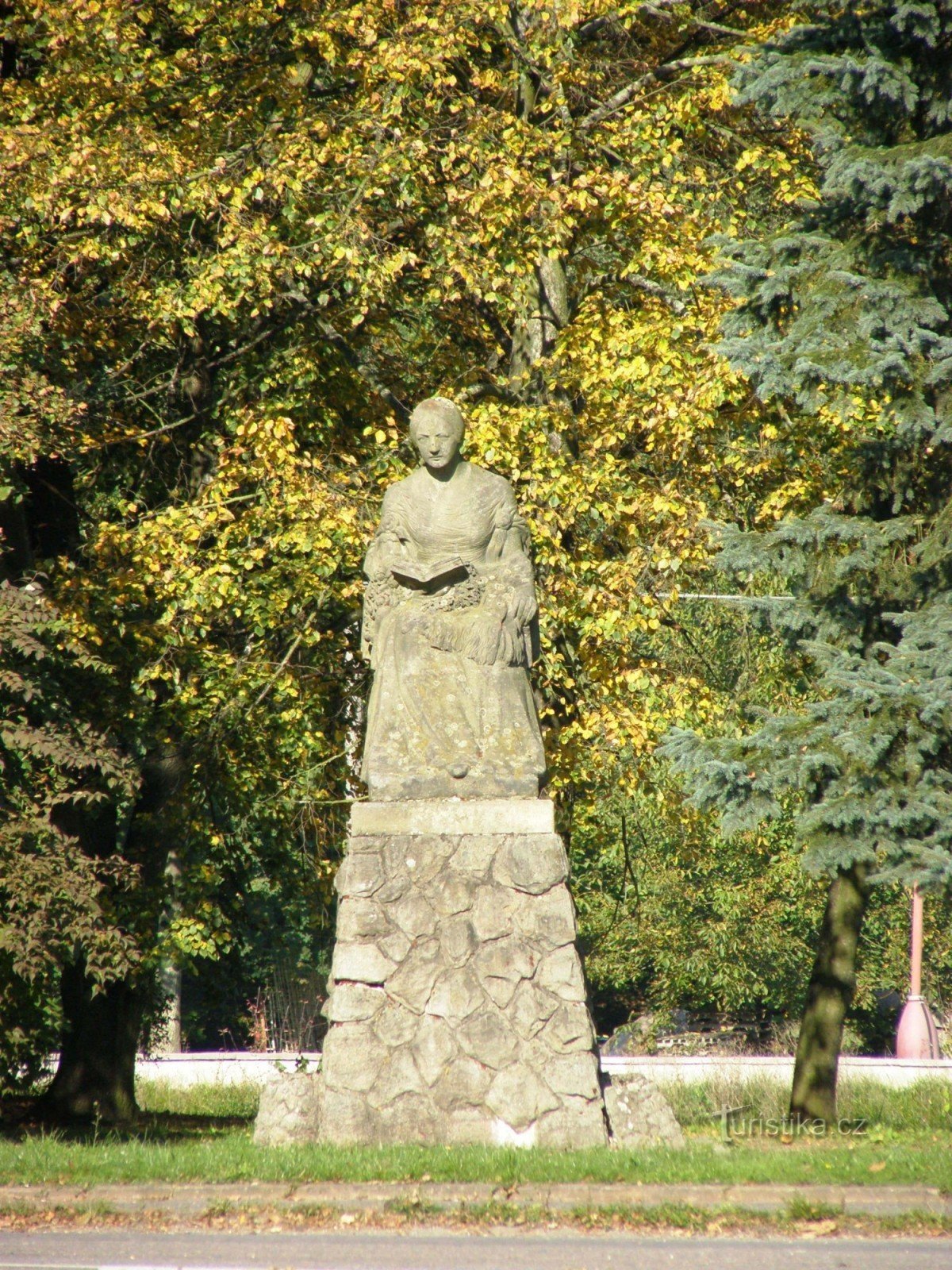 Zlíč - monument over Božena Němcová