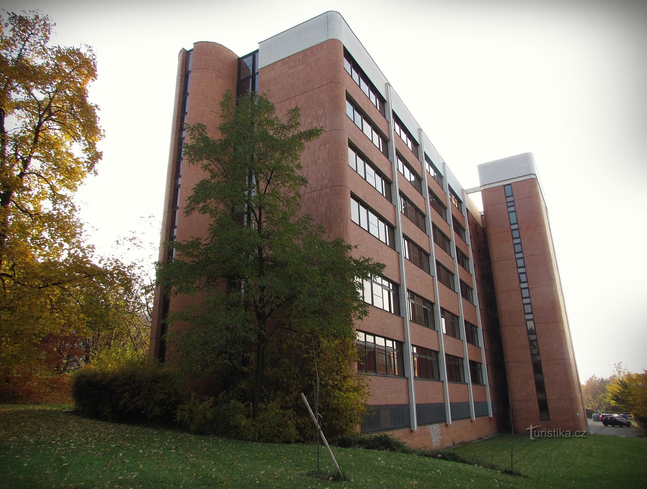 Zlín - edificio della Facoltà di Management ed Economia