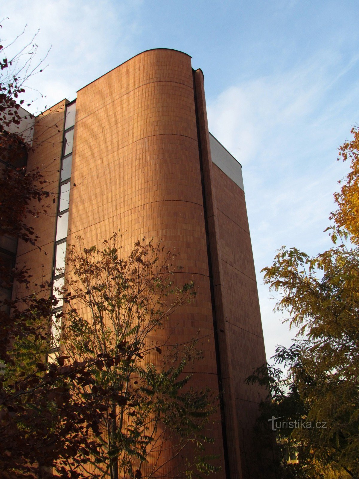 Zlín - bygning af Fakultetet for Ledelse og Økonomi