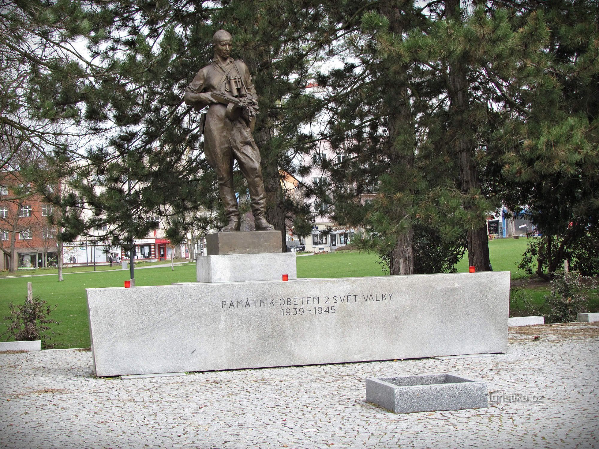 Zlín - Befrielsesmonumentet