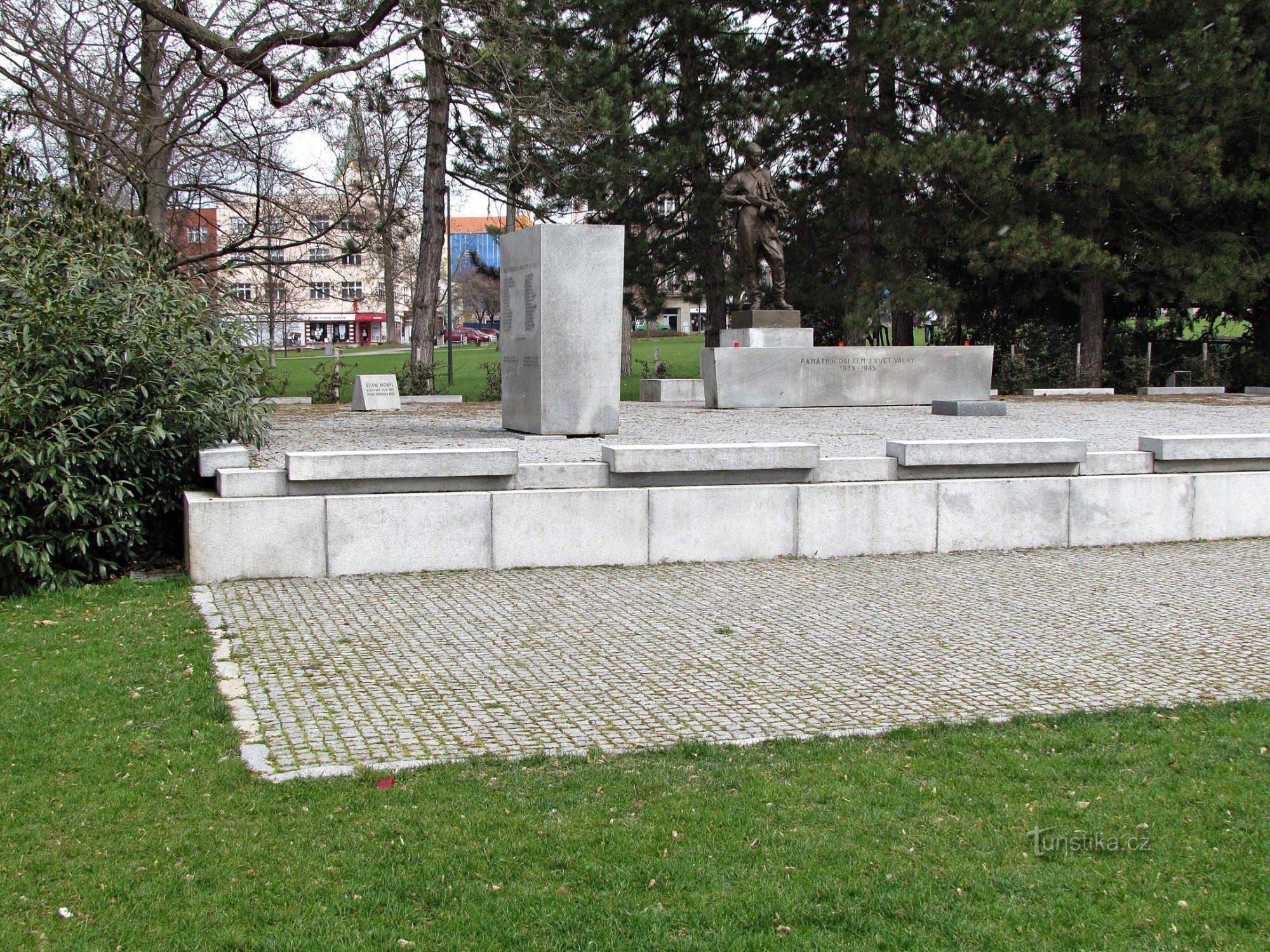 Zlín - Befrielsesmonumentet