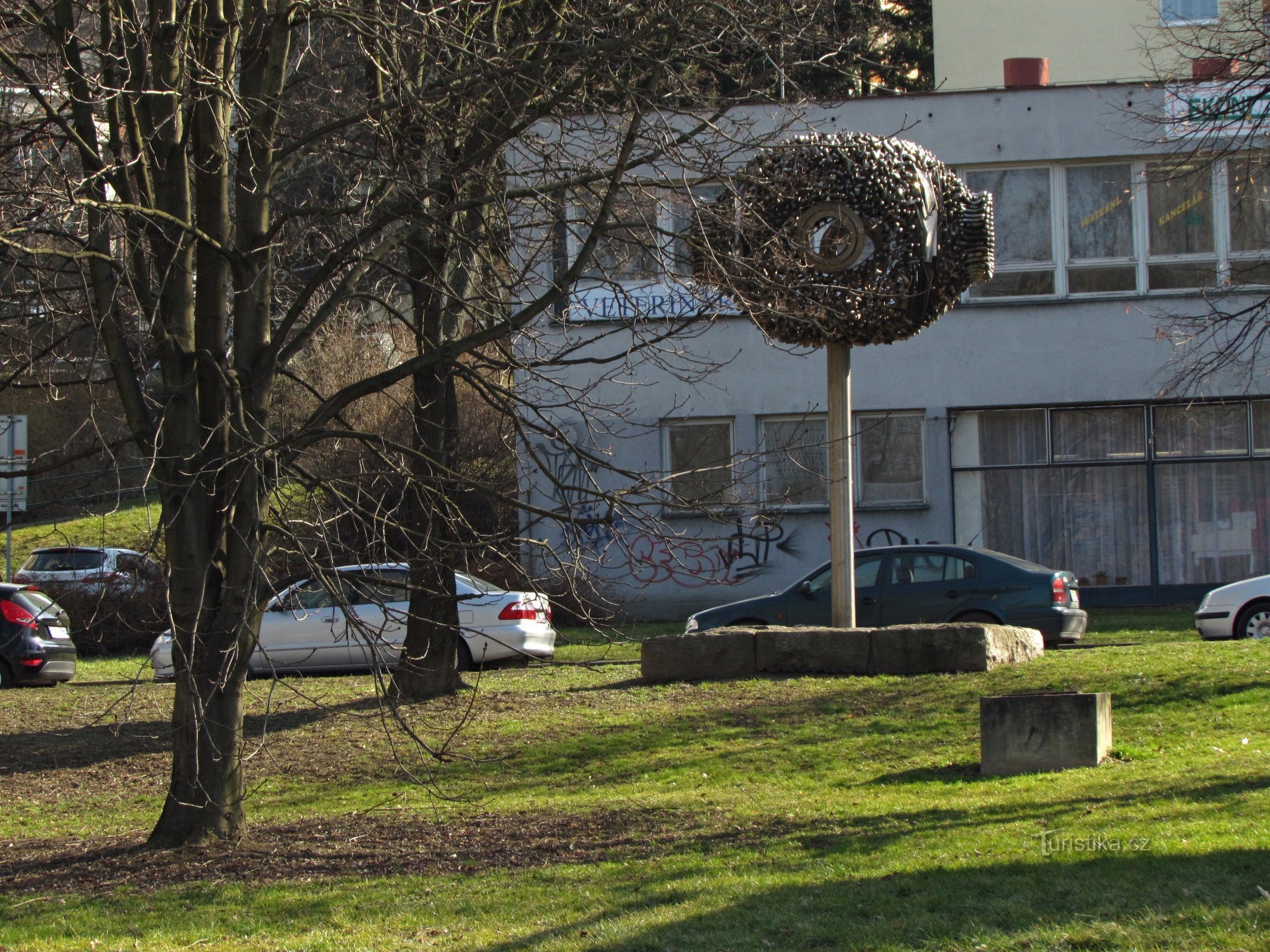 Zlín - skulptur vid foten