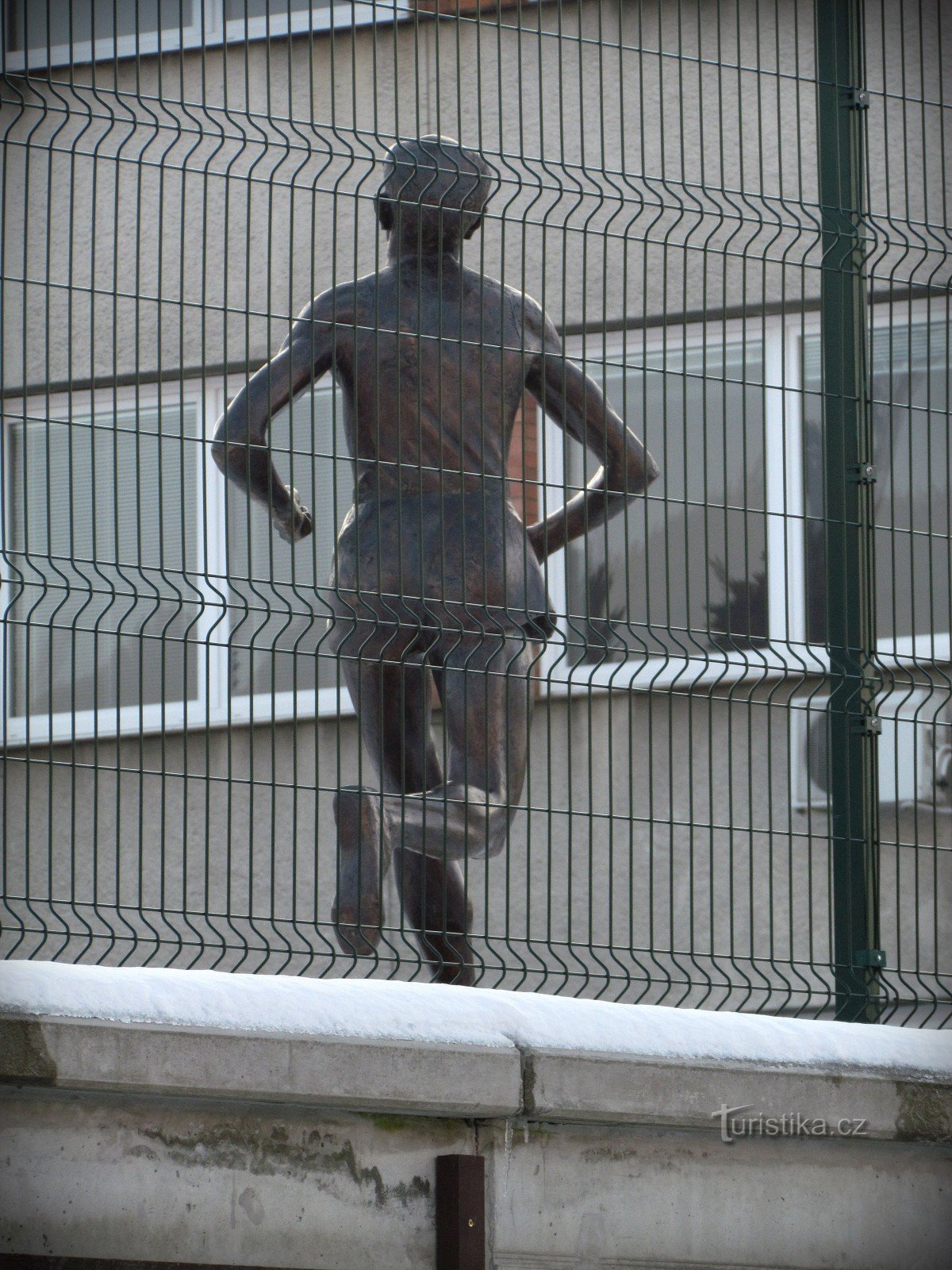 Zlín - estatua de Emil Zátopek