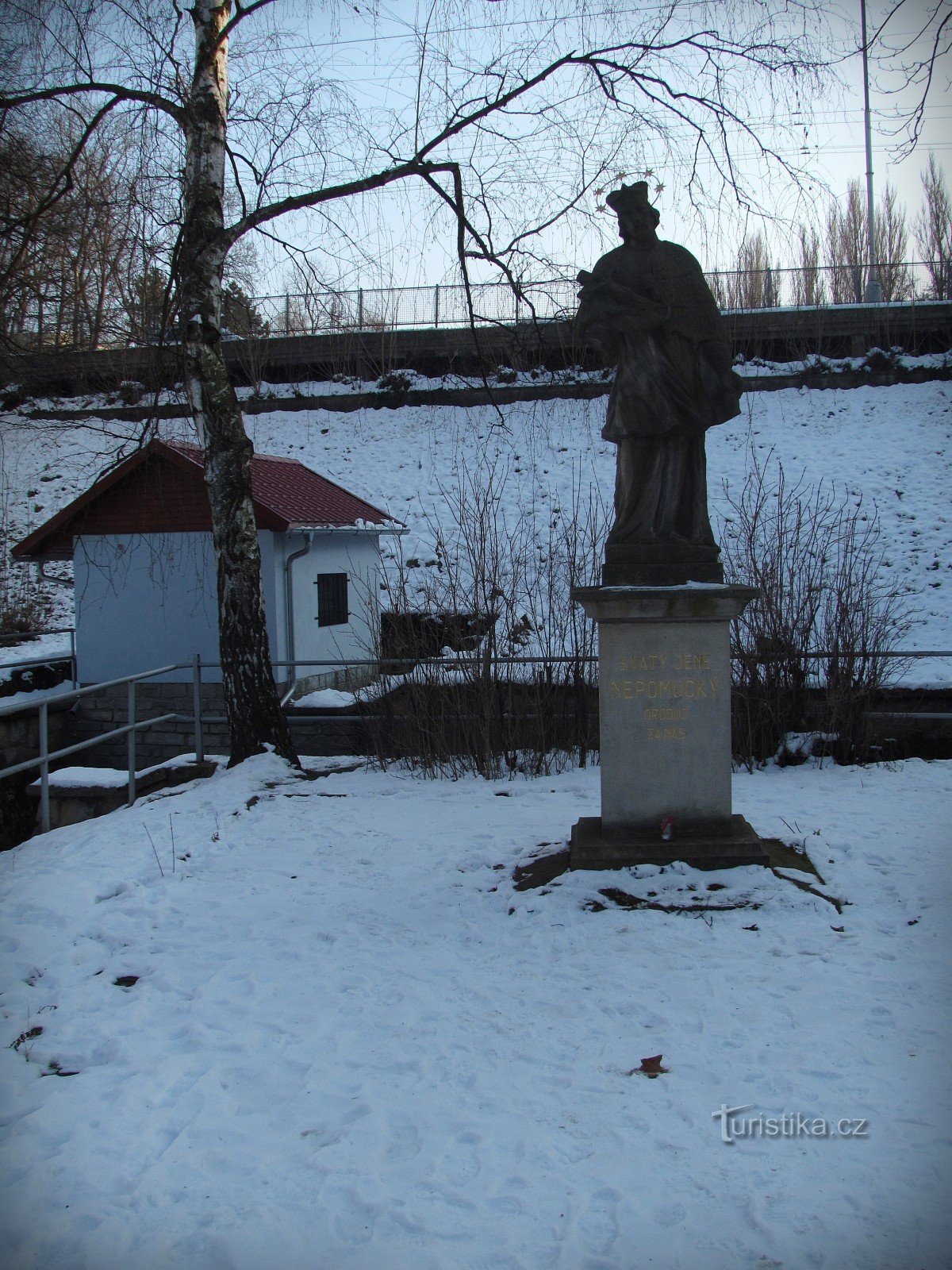Zlín - άγαλμα του Αγίου Ιωάννη του Nepomuk