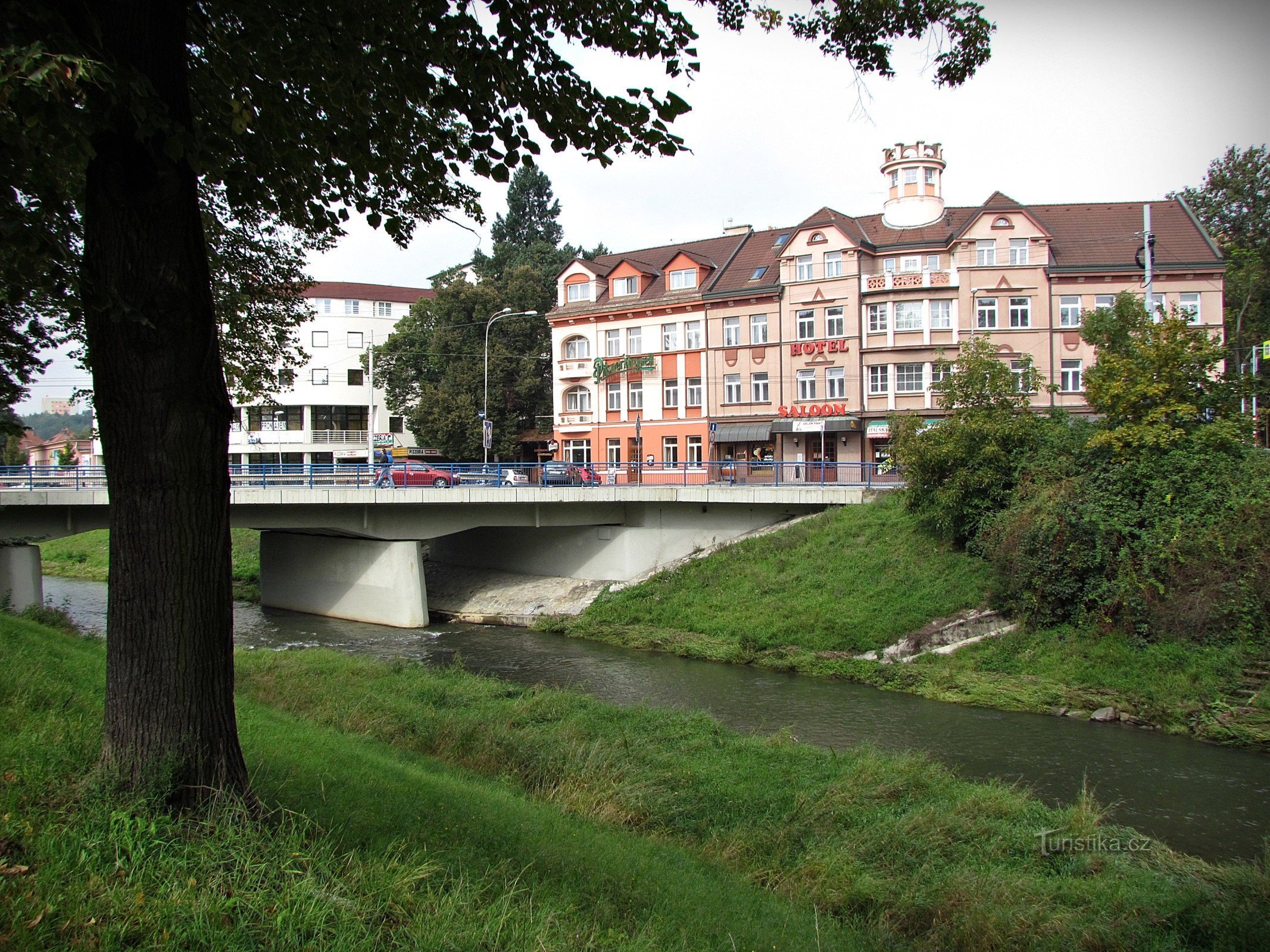 Zlín-bruggen en loopbruggen