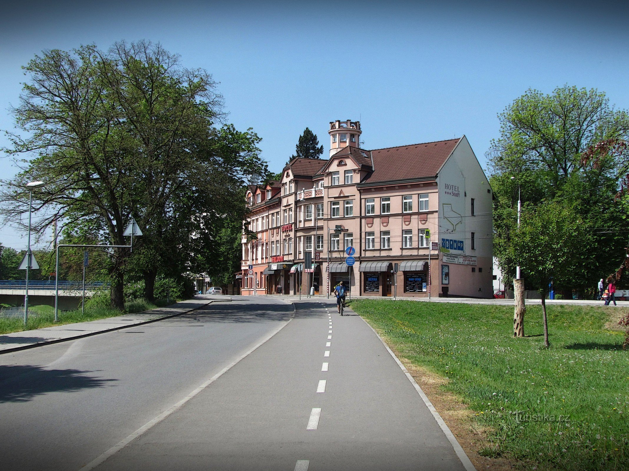 Hotel i salon Zlín