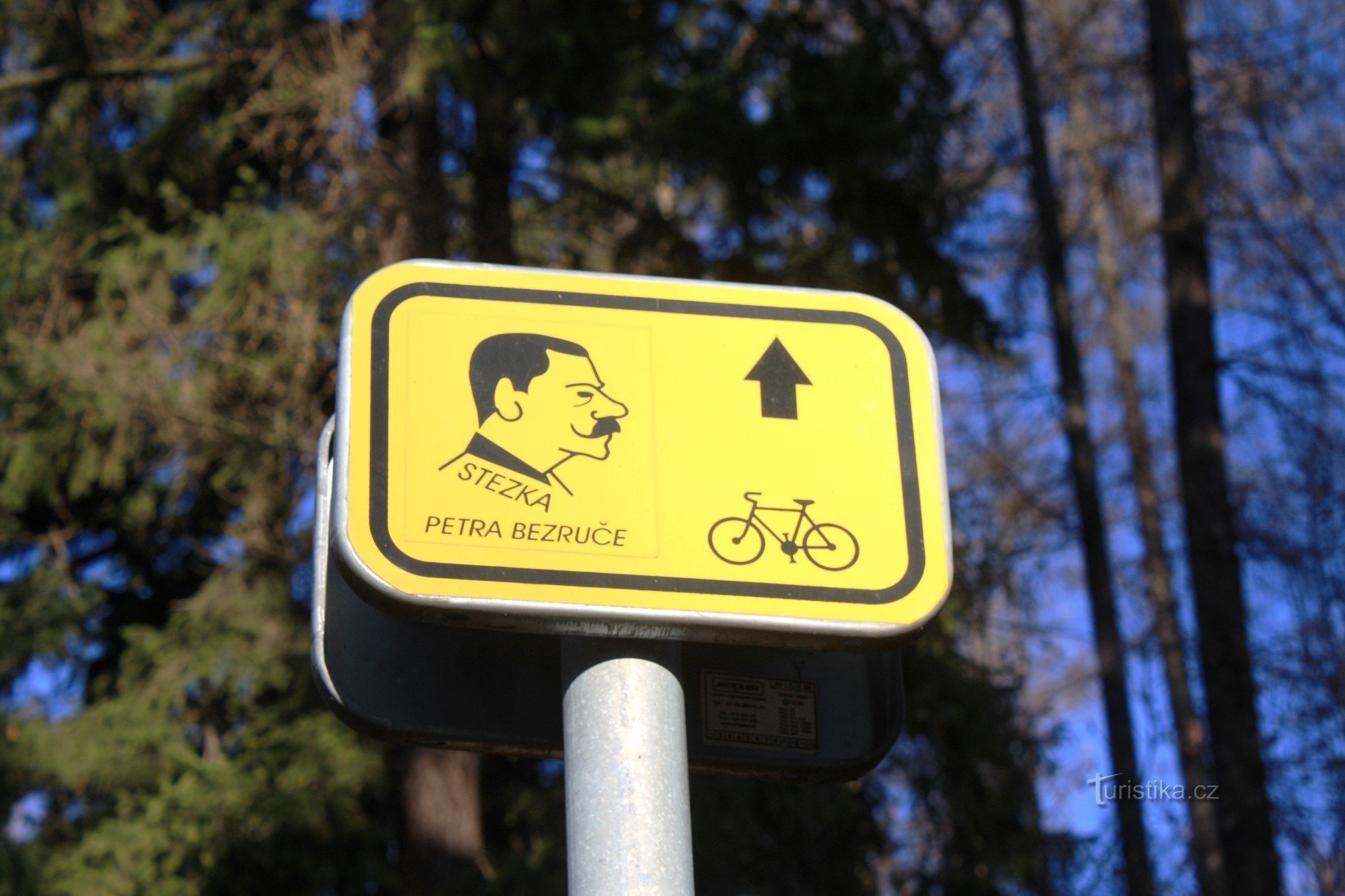 Označavanje pivske biciklističke staze Petra Bezruča