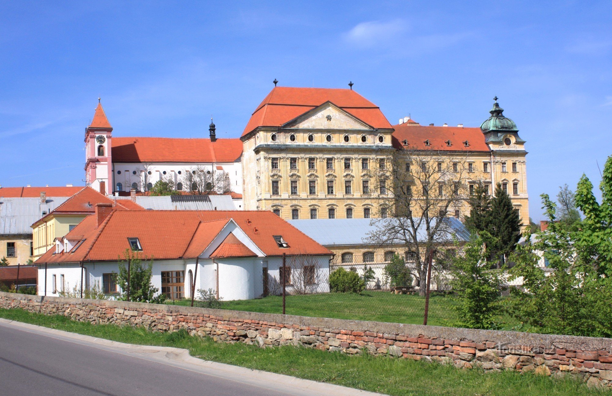 Znojmo - mănăstirea Loucký