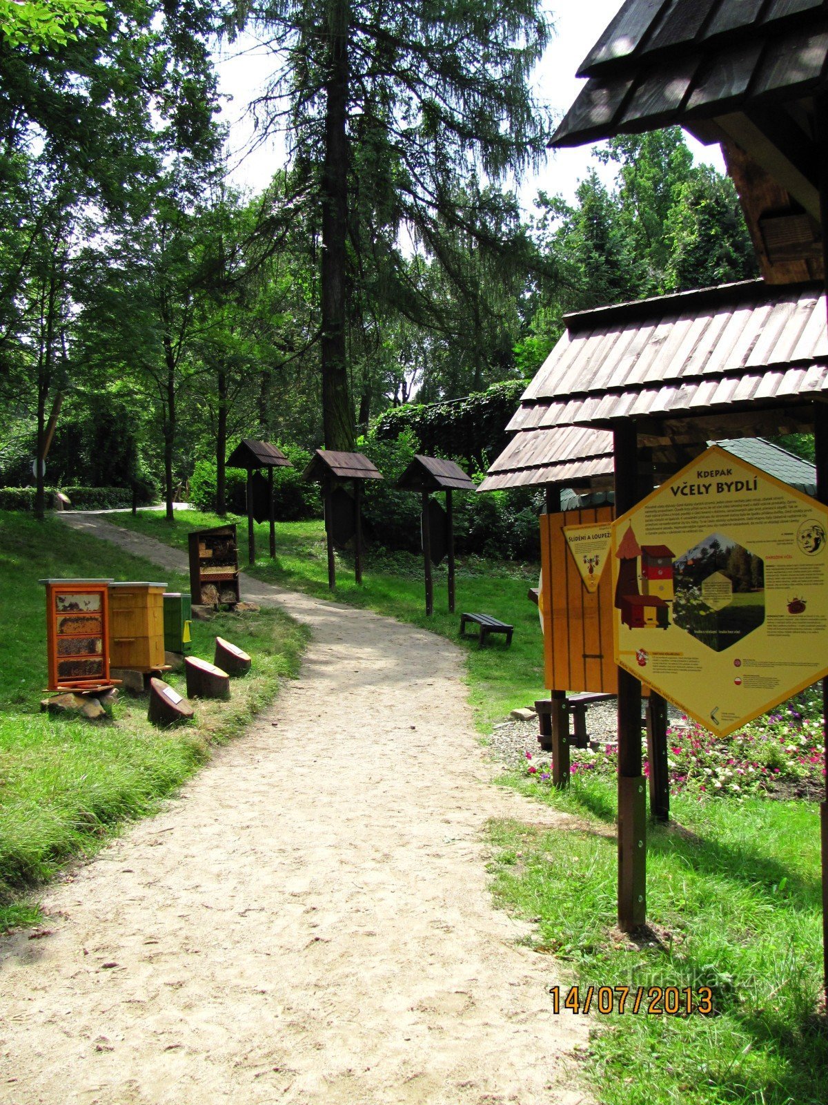 ZOO Ostrava - Sentier des abeilles