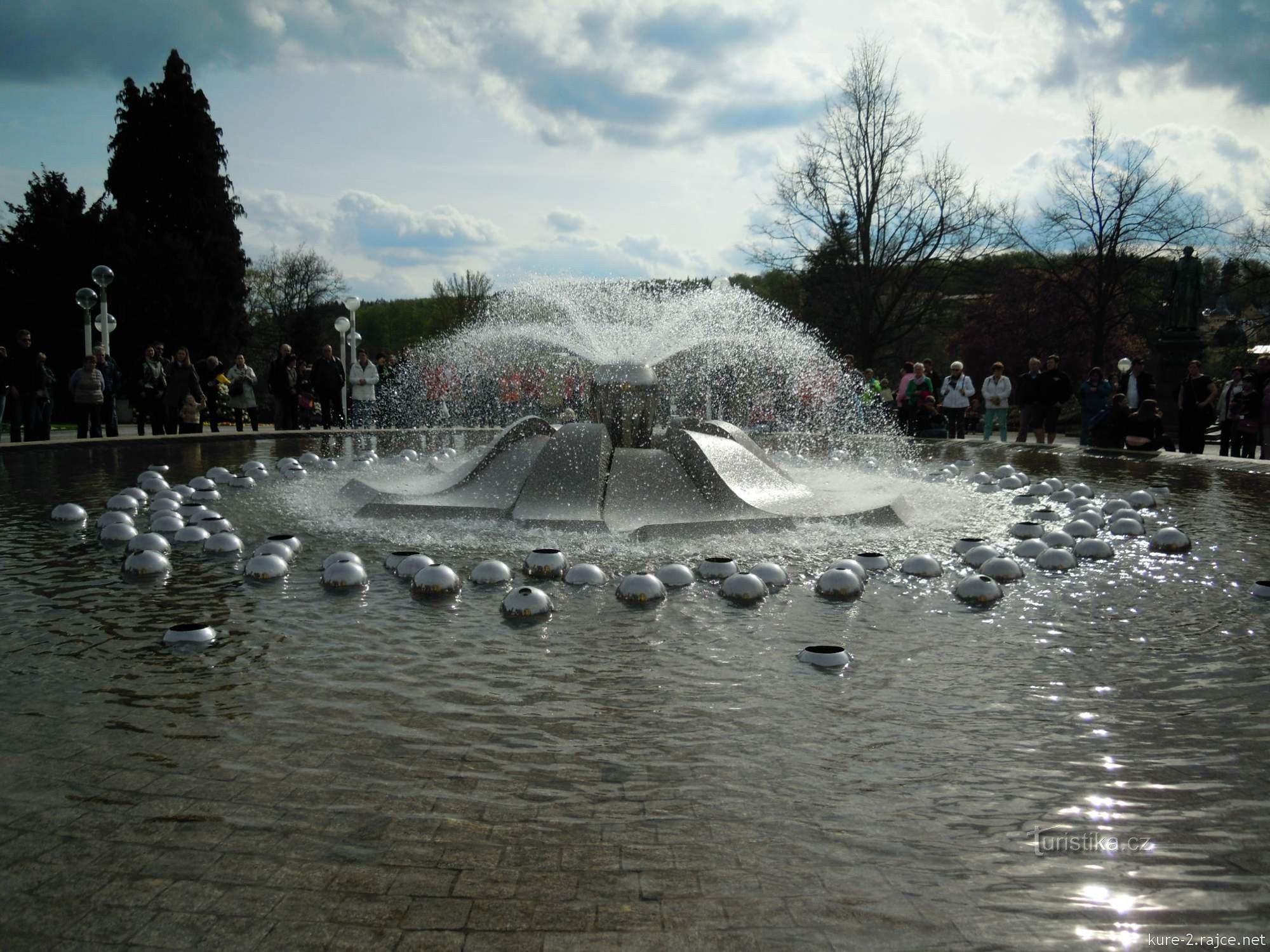 De zingende fontein