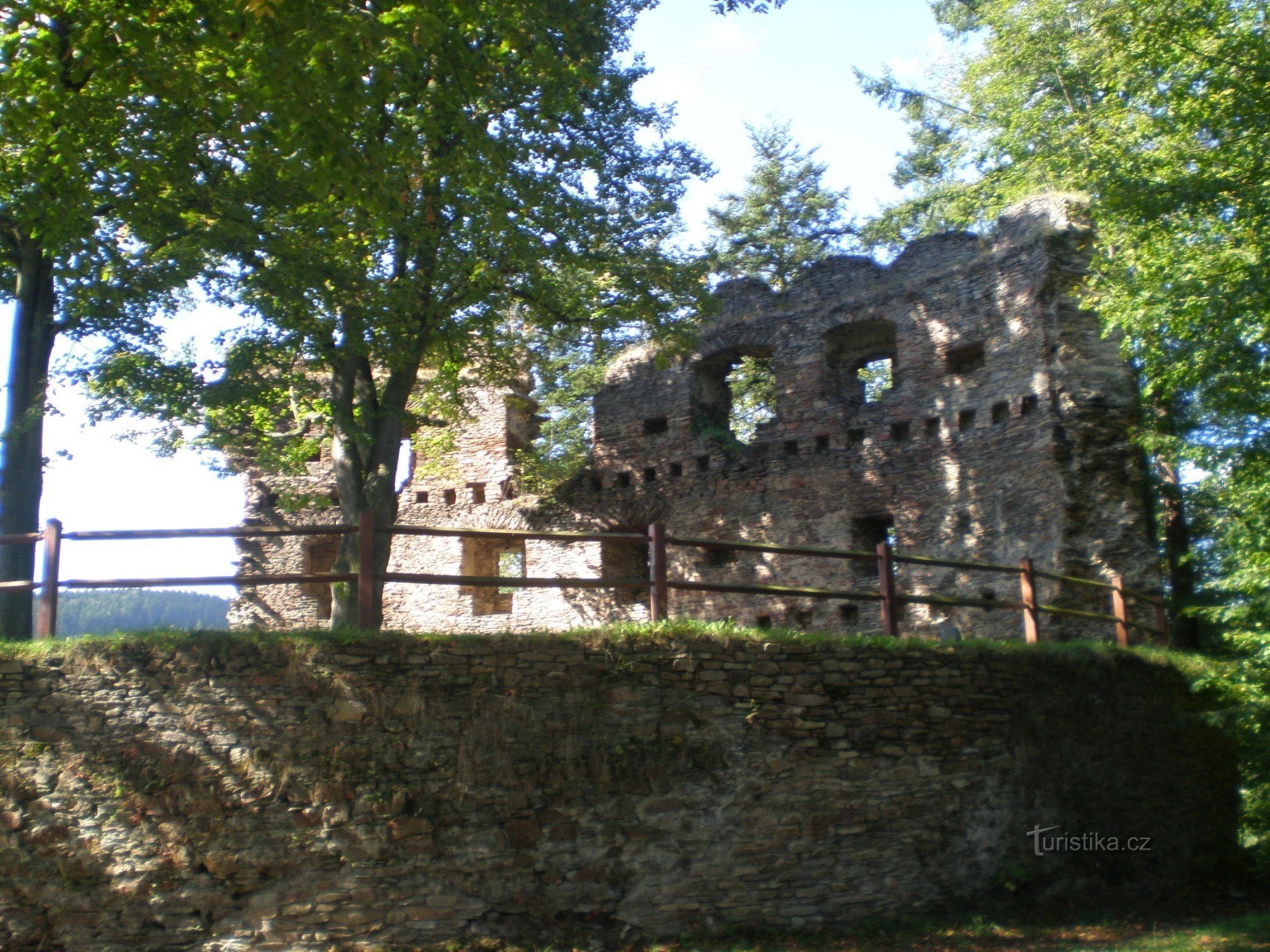Dalečín ruins