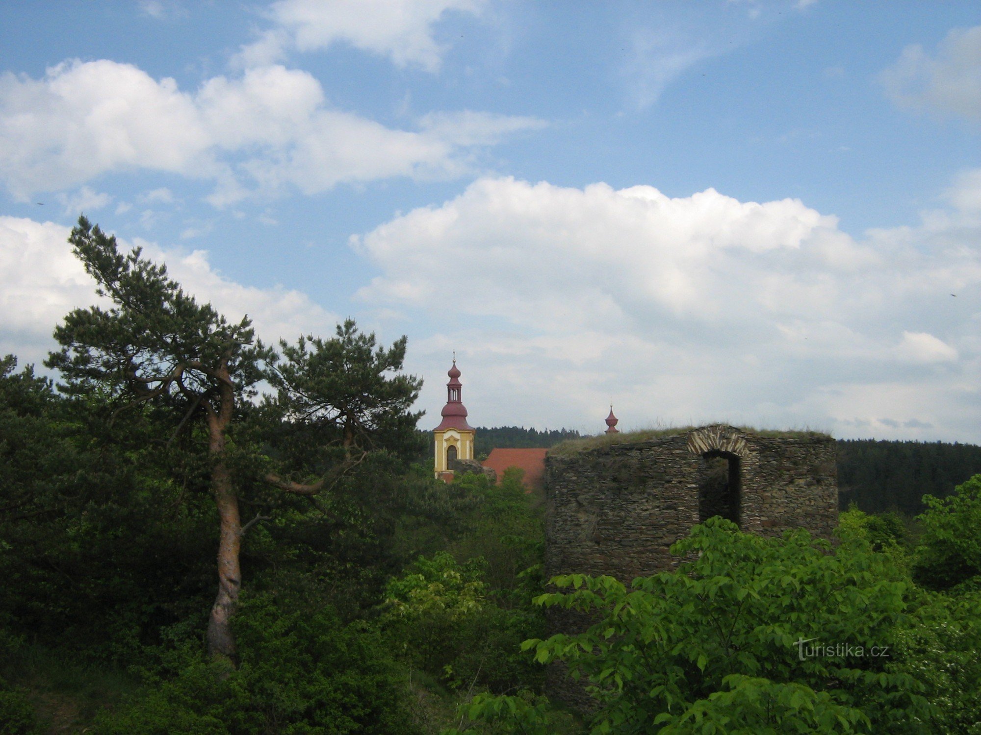 Ερείπια κάστρου