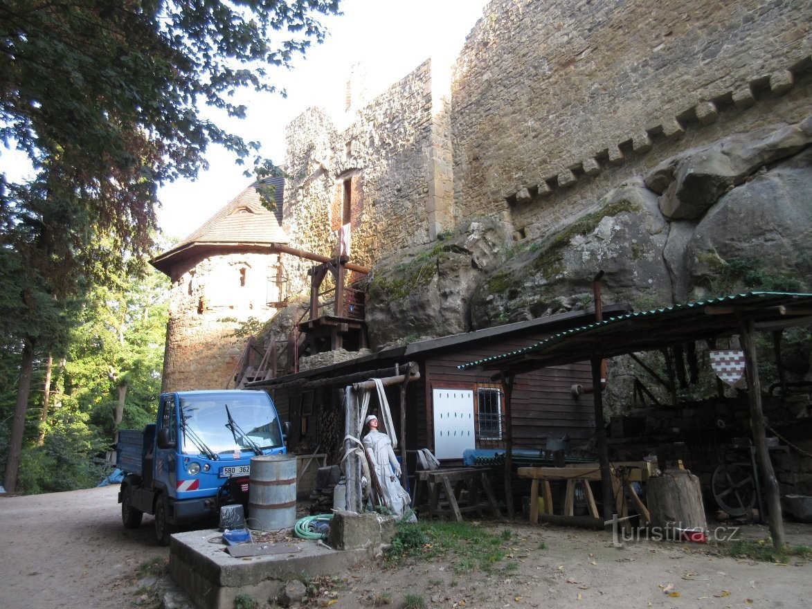 As ruínas do castelo Cimburk perto de Koryčany