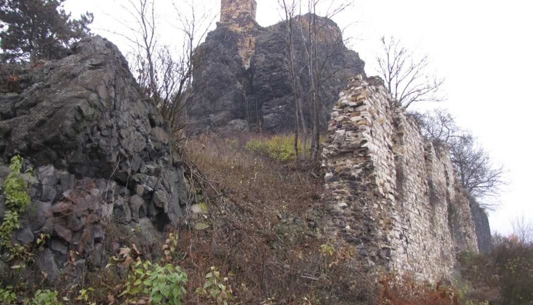 Les ruines du château de Kamýk