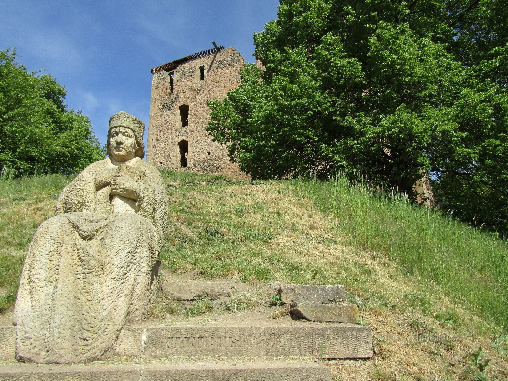 As ruínas do Castelo de Krakovec