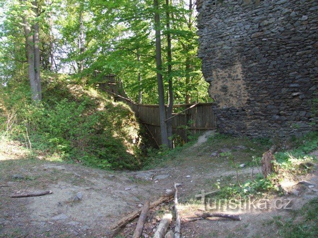 The ruins of the Návarov castle