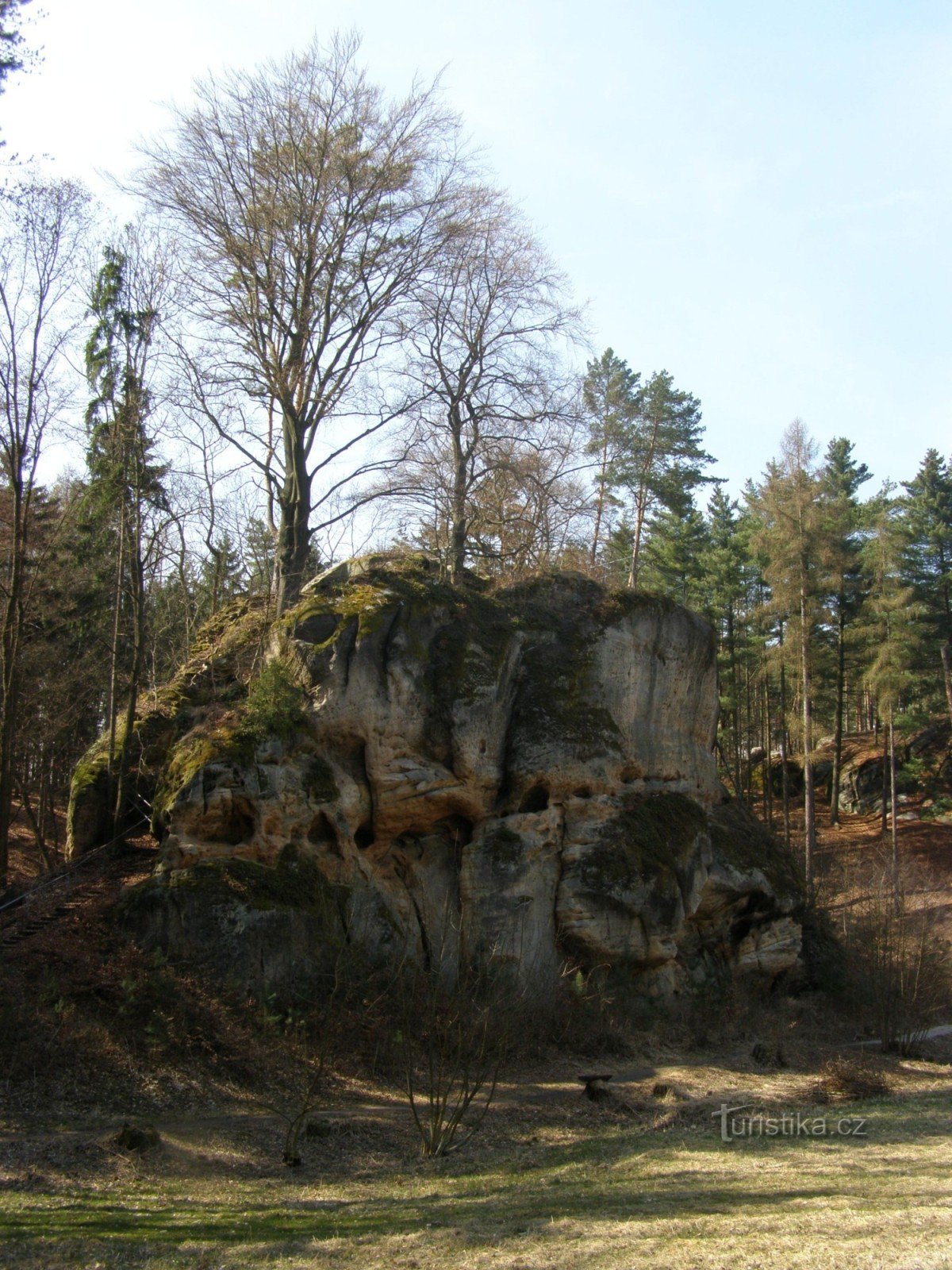 the ruins of Pařez castle