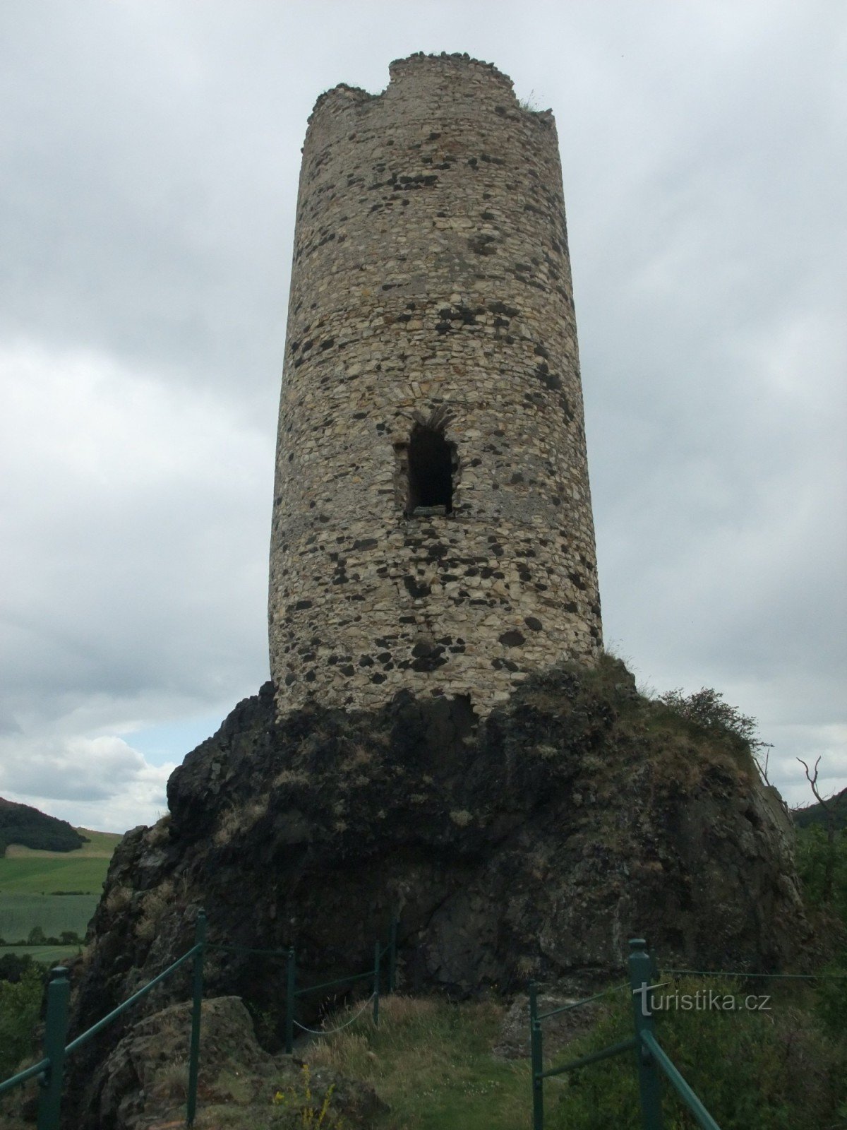 Die Ruinen der Burg Skalka