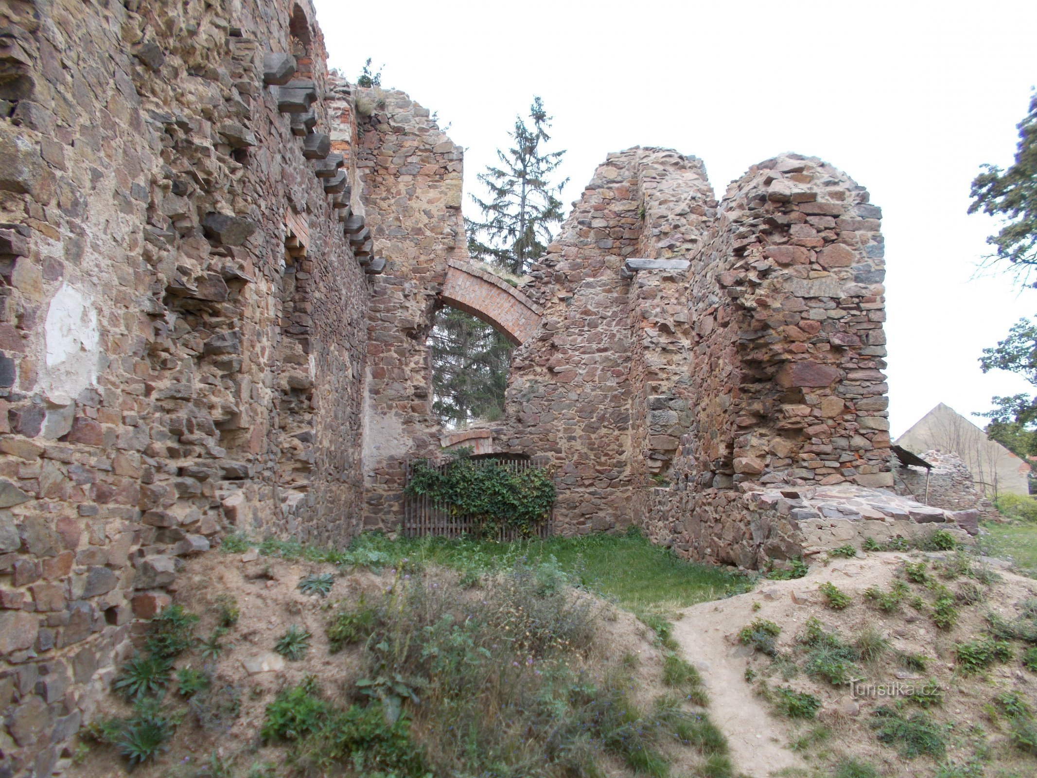 As ruínas do castelo de Žumberk