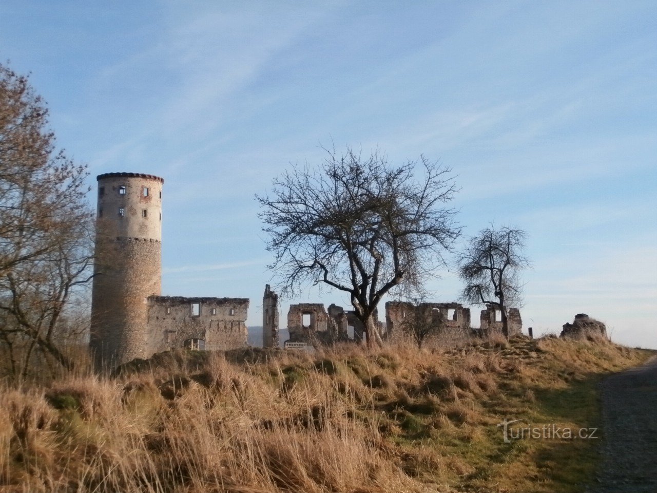 le rovine del castello di Zvířetice