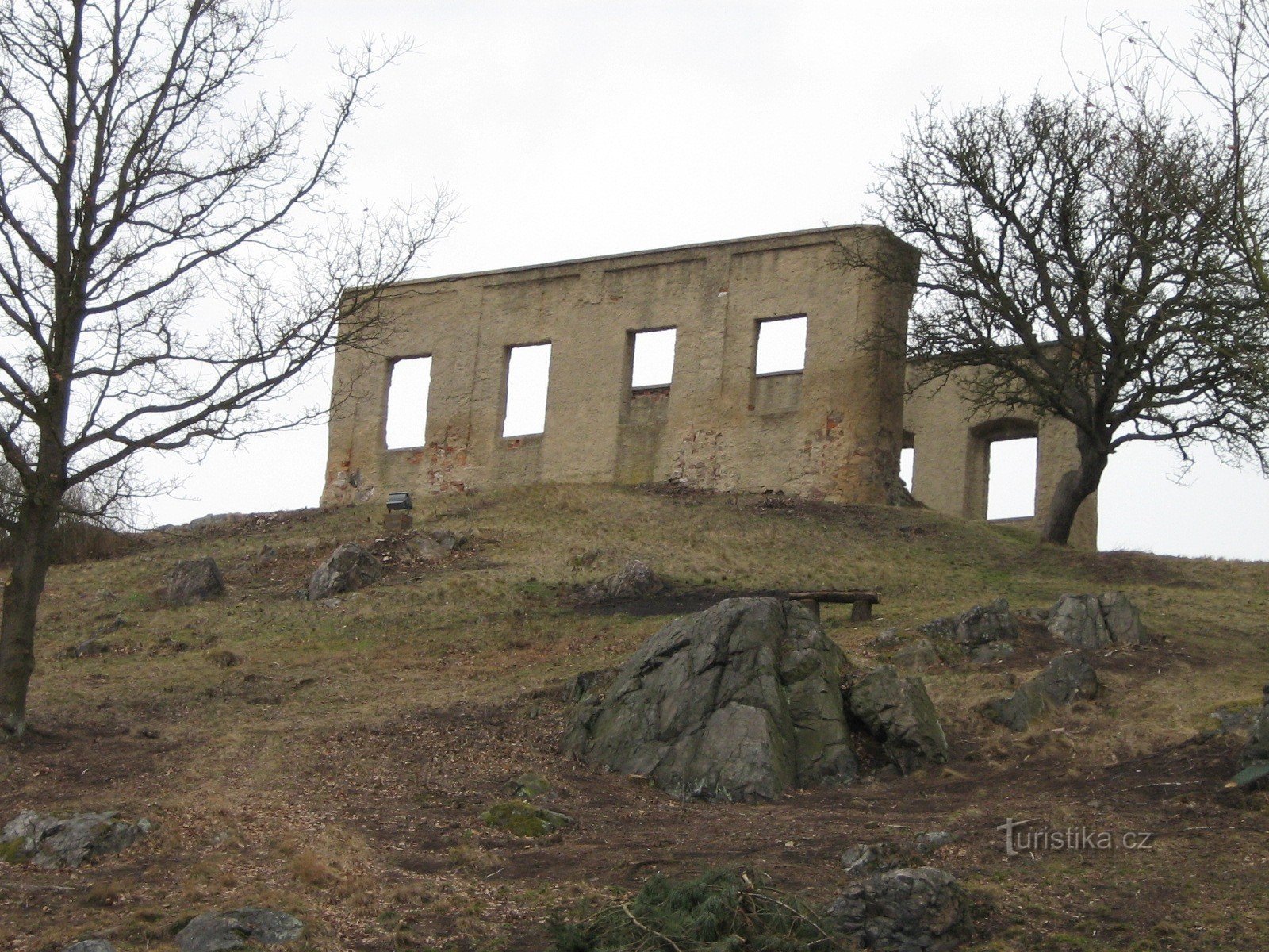 Kamýk ruševine